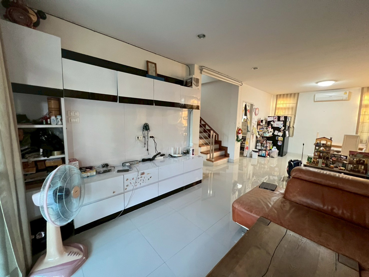 ขายนนทบุรี บางใหญ่ บางบัวทอง : ขายบ้านแฝด ชิชากร2 กาญจนาภิเษก  35.8 ตรว. ติดถนนใหญ่ ใกล้ รพ.บางใหญ่