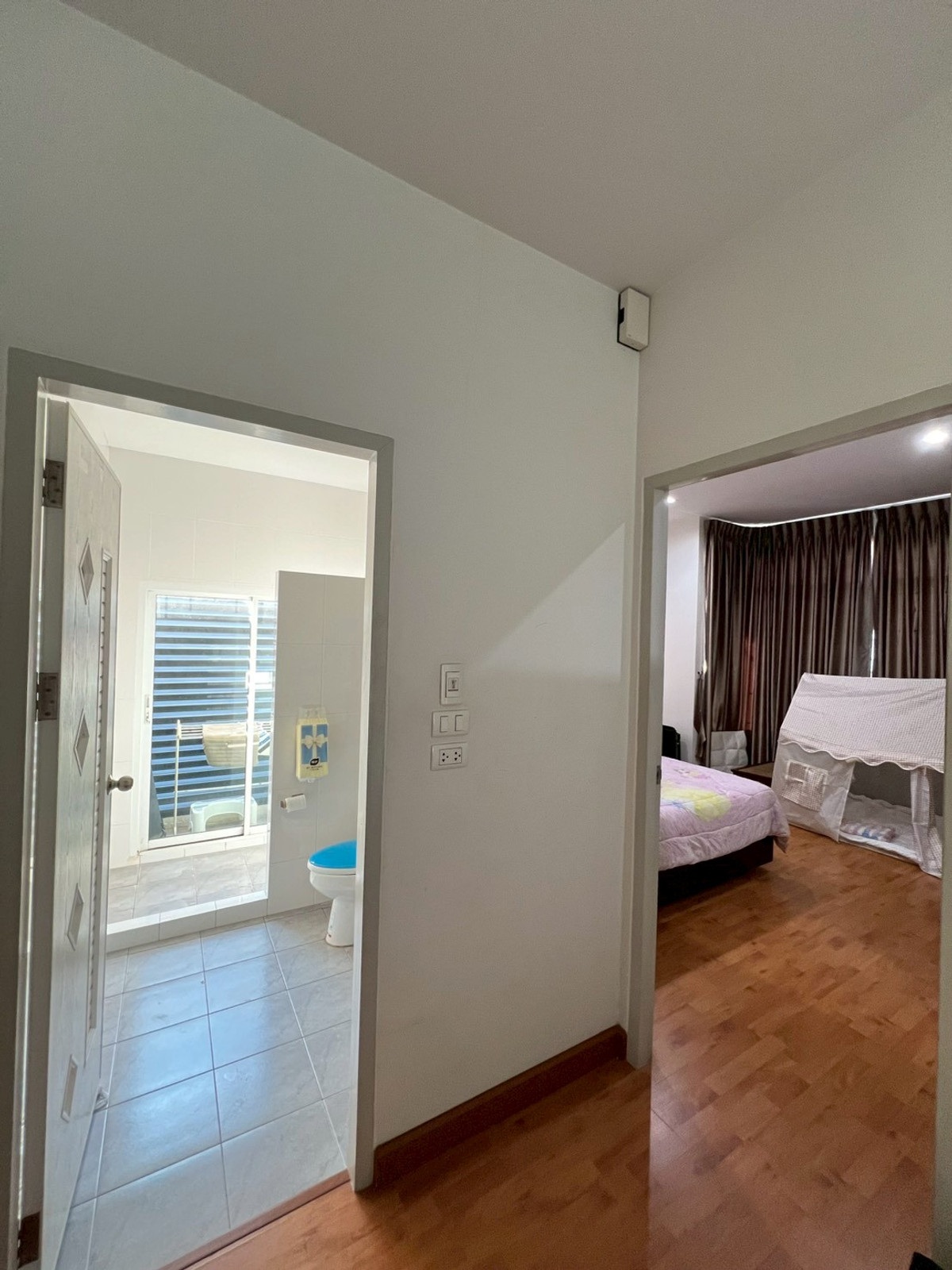 ขายนนทบุรี บางใหญ่ บางบัวทอง : ขายบ้านแฝด ชิชากร2 กาญจนาภิเษก  35.8 ตรว. ติดถนนใหญ่ ใกล้ รพ.บางใหญ่