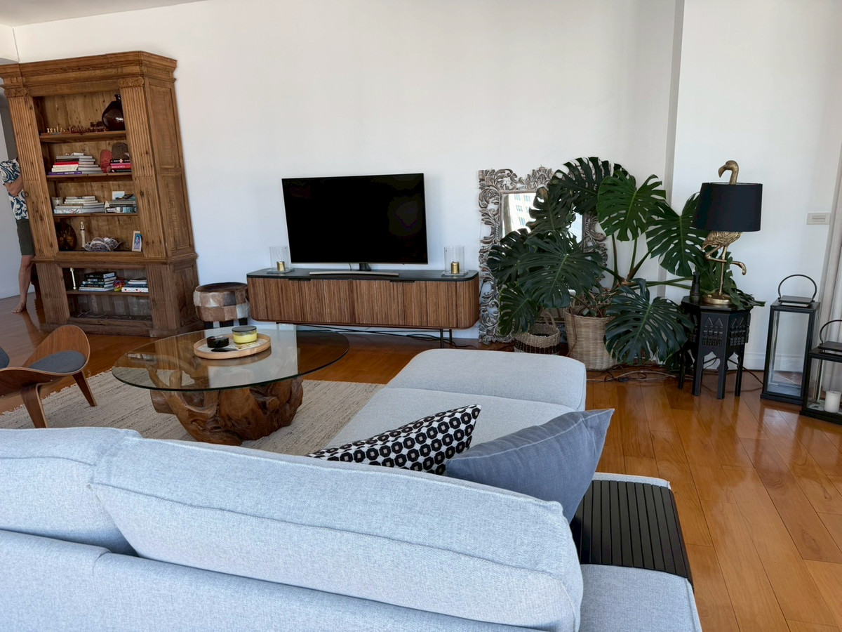 ให้เช่าคอนโดสุขุมวิท อโศก ทองหล่อ : The Lakes Asoke