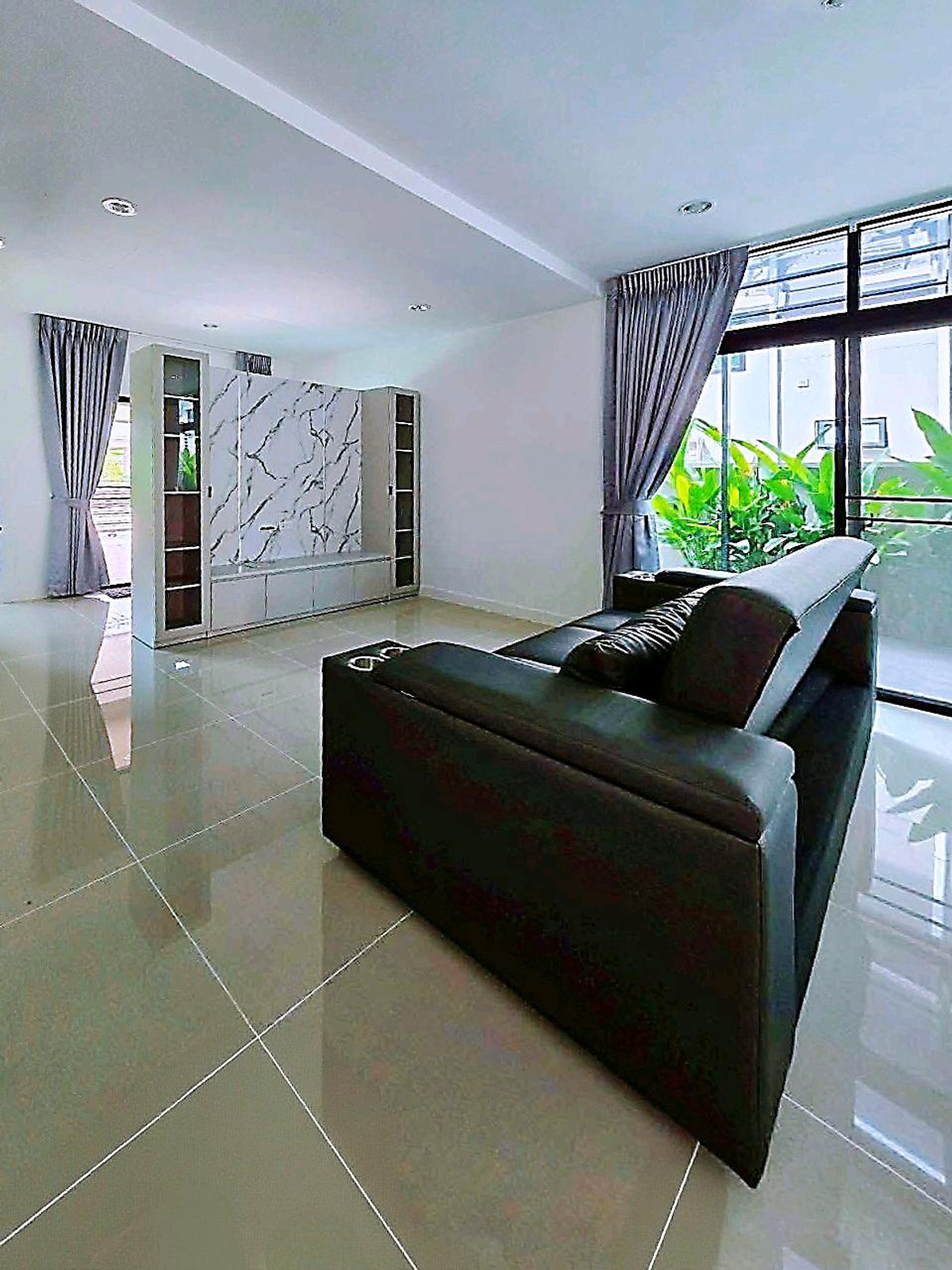 ให้เช่าบ้านสมุทรปราการ สำโรง : 🚩🍀⭐ให้เช่า-ขายบ้านเดี่ยว 2 ชั้น โคโม่ โบทานิก้า 2  บางนา กม.10 บ้านใหม่พร้อมอยู่ Fully furnished ใกล้ทางด่วนและเมกะบางนา✅