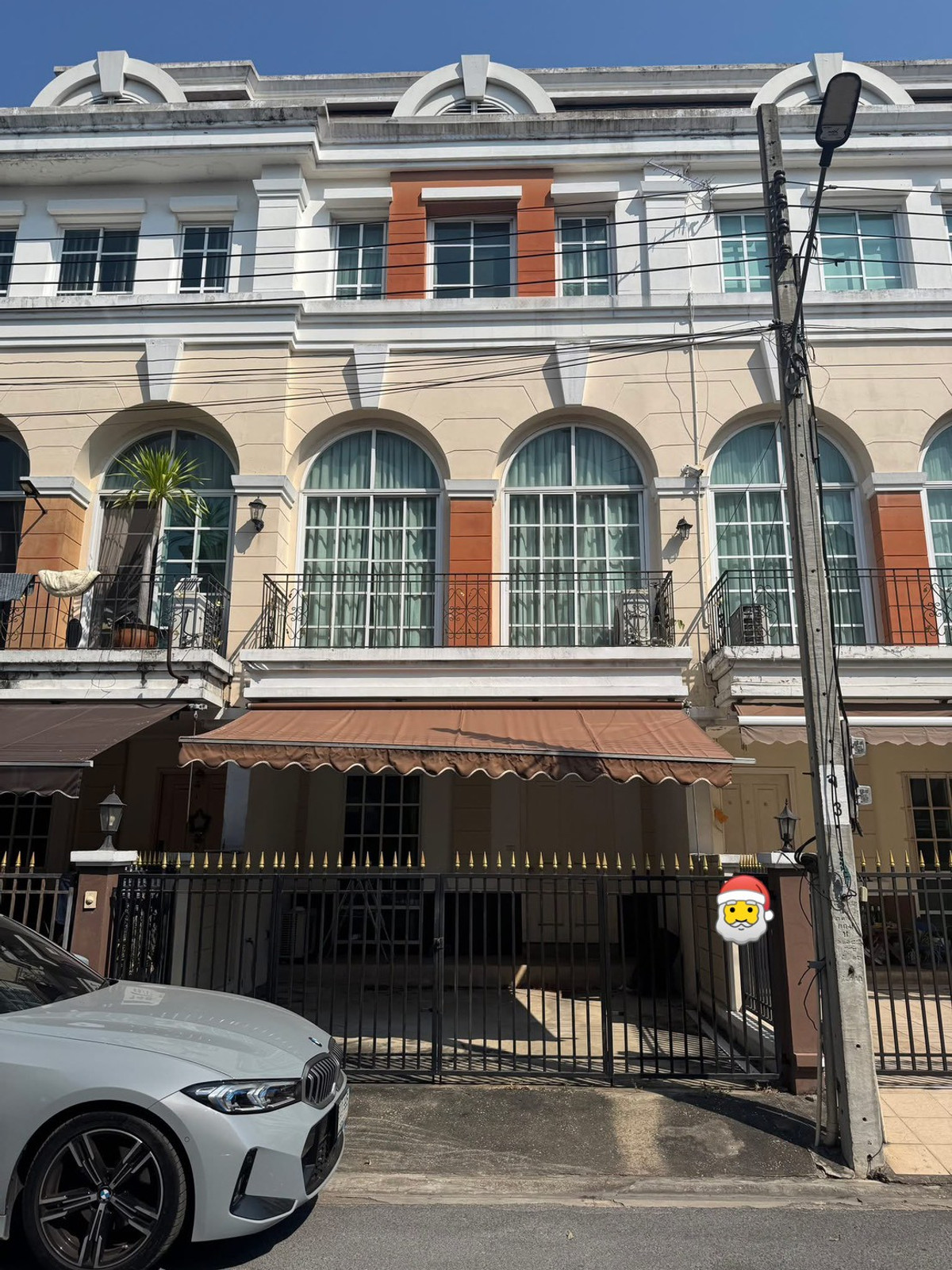 ให้เช่าทาวน์โฮมโชคชัย4 ลาดพร้าว71 : 🏡✨ ให้เช่าทาวน์โฮม 3 ชั้น Plus City Park Ladphrao 71 3 ห้องนอน 4 ห้องน้ำ ทำเลศักยภาพ ซ.สุคนธสวัสดิ์ 3 ใกล้โรงเรียนสตรีวิทยา 2 เพียง 200 เมตร เดินแค่ 3 นาที 💰 ค่าเช่า 25,000 บาท/เดือน