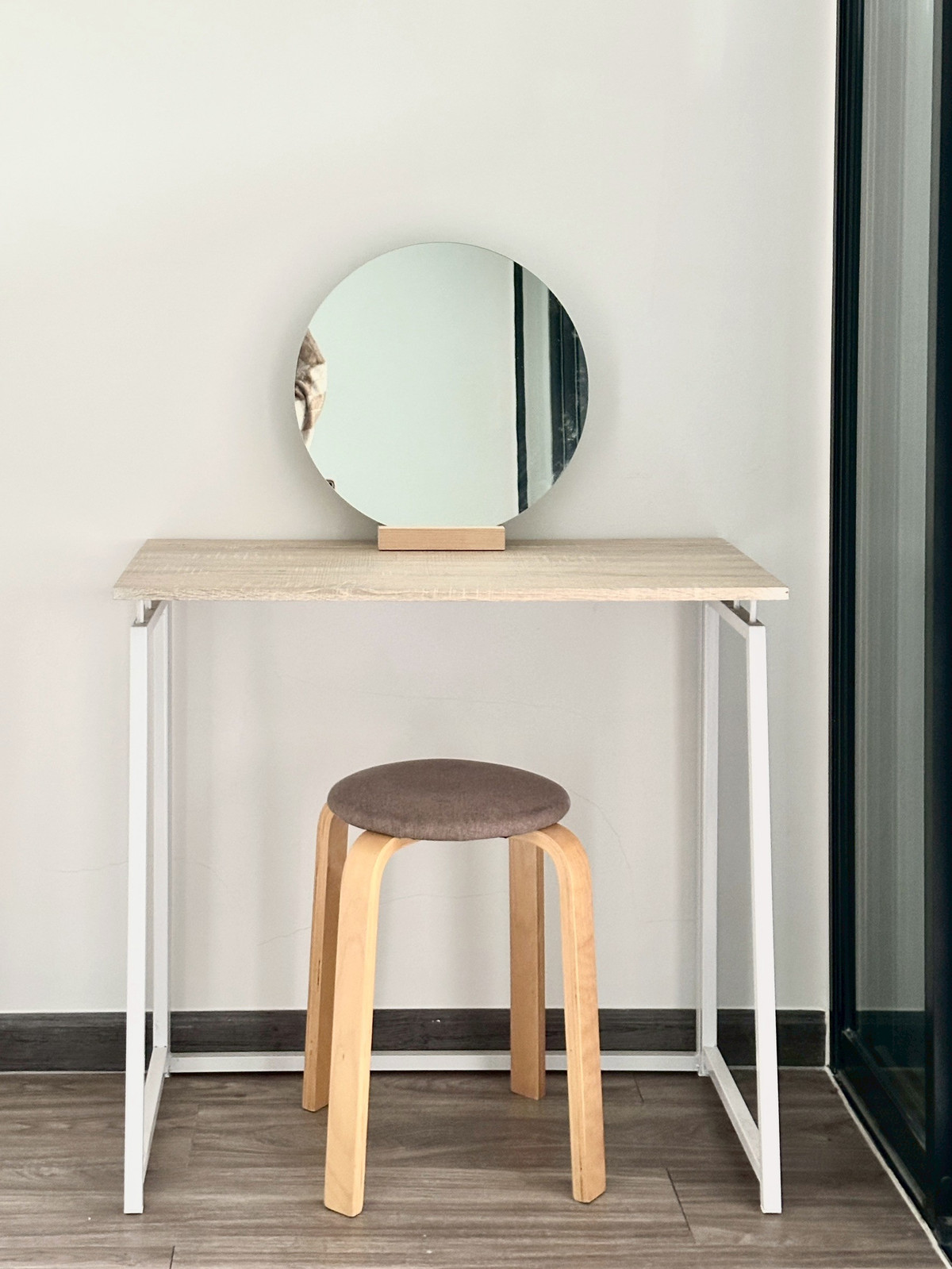 For RentCondoRatchadapisek, Huaikwang, Suttisan : Low-rise condo with a beautiful unit, comfortable to live in, and a peaceful atmosphere