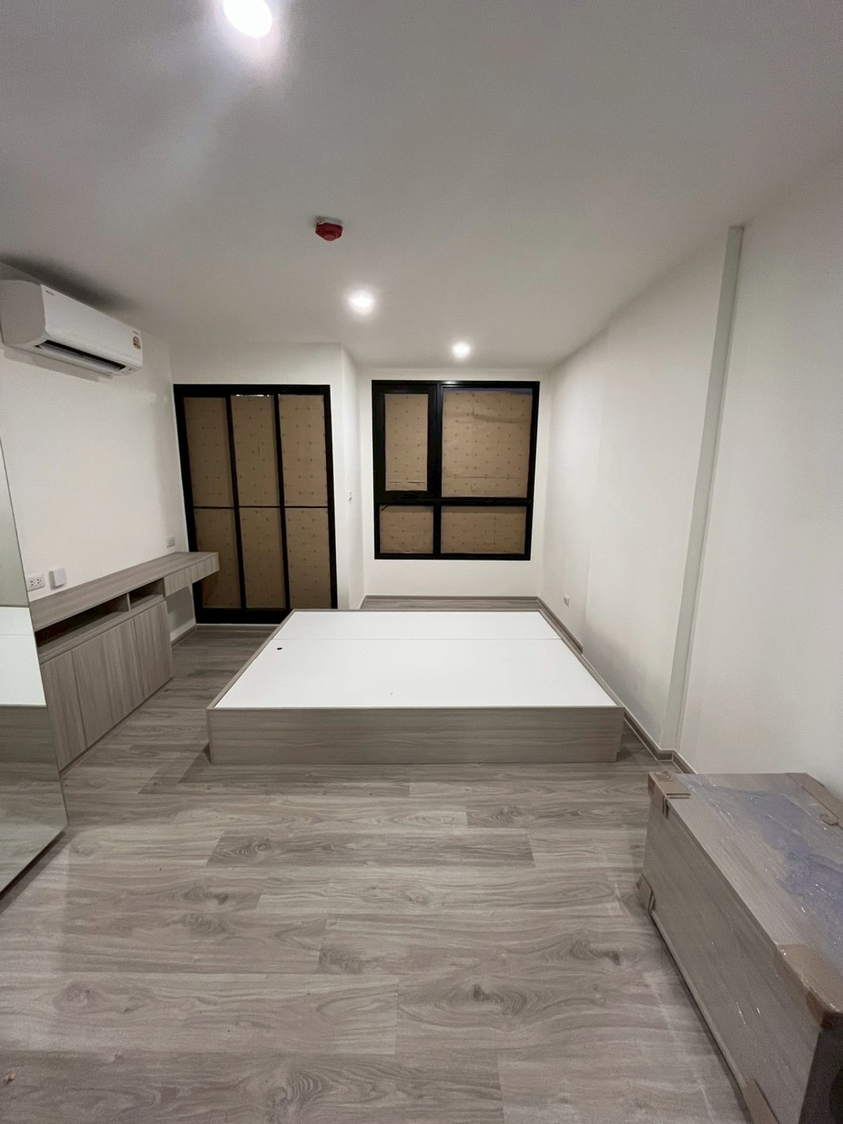 CondoOnnut, Udomsuk : Condo ready to move in, near BTS Green Line, Udomsuk Station 𝐎𝐑𝐈𝐆𝐈𝐍 𝐏𝐋𝐀𝐘 𝐒𝐑𝐈 𝐔𝐃𝐎𝐌 𝐒𝐓𝐀𝐓𝐈𝐎𝐍🐶Condo allows pets, no need to secretly🐱6th floor, city view, last room, Building D.