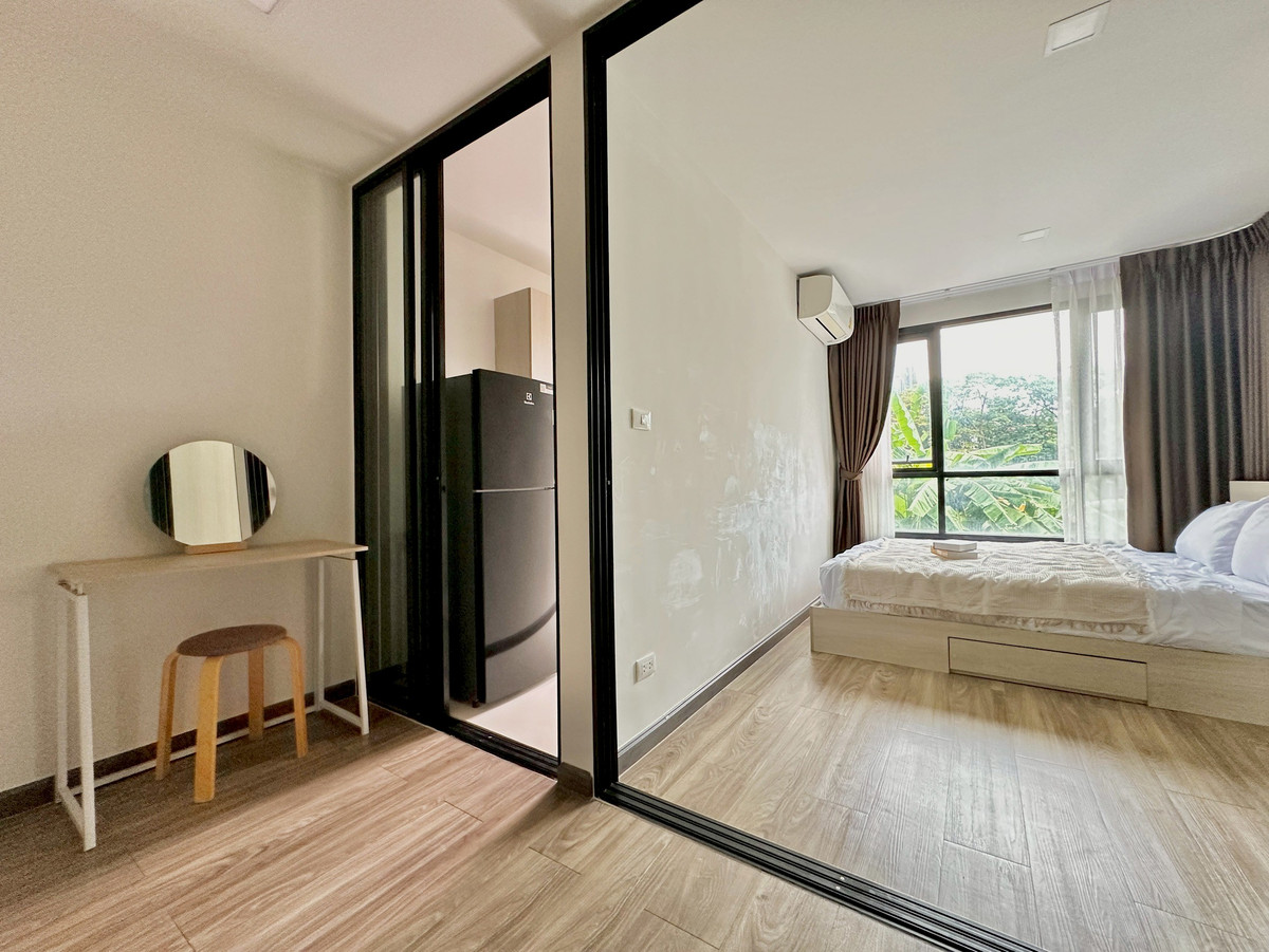For RentCondoRatchadapisek, Huaikwang, Suttisan : Low-rise condo with a beautiful unit, comfortable to live in, and a peaceful atmosphere