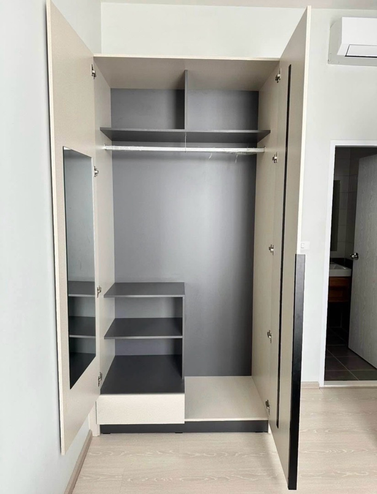 For RentCondoRattanathibet, Sanambinna : Rental price: 13,000 baht / month