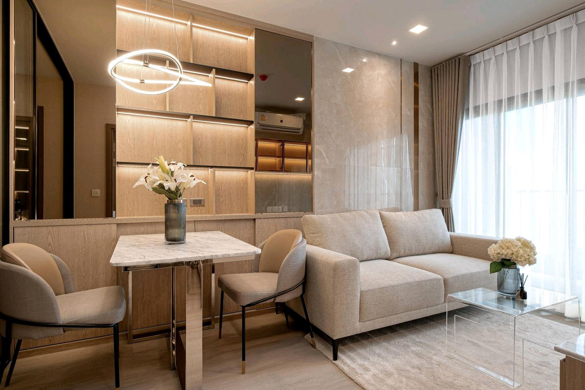 For RentCondoLadprao, Central Ladprao : For rent, Life Phahon Ladprao, Life Phahon-Ladprao, near Central Ladprao, near BTS Ladprao.