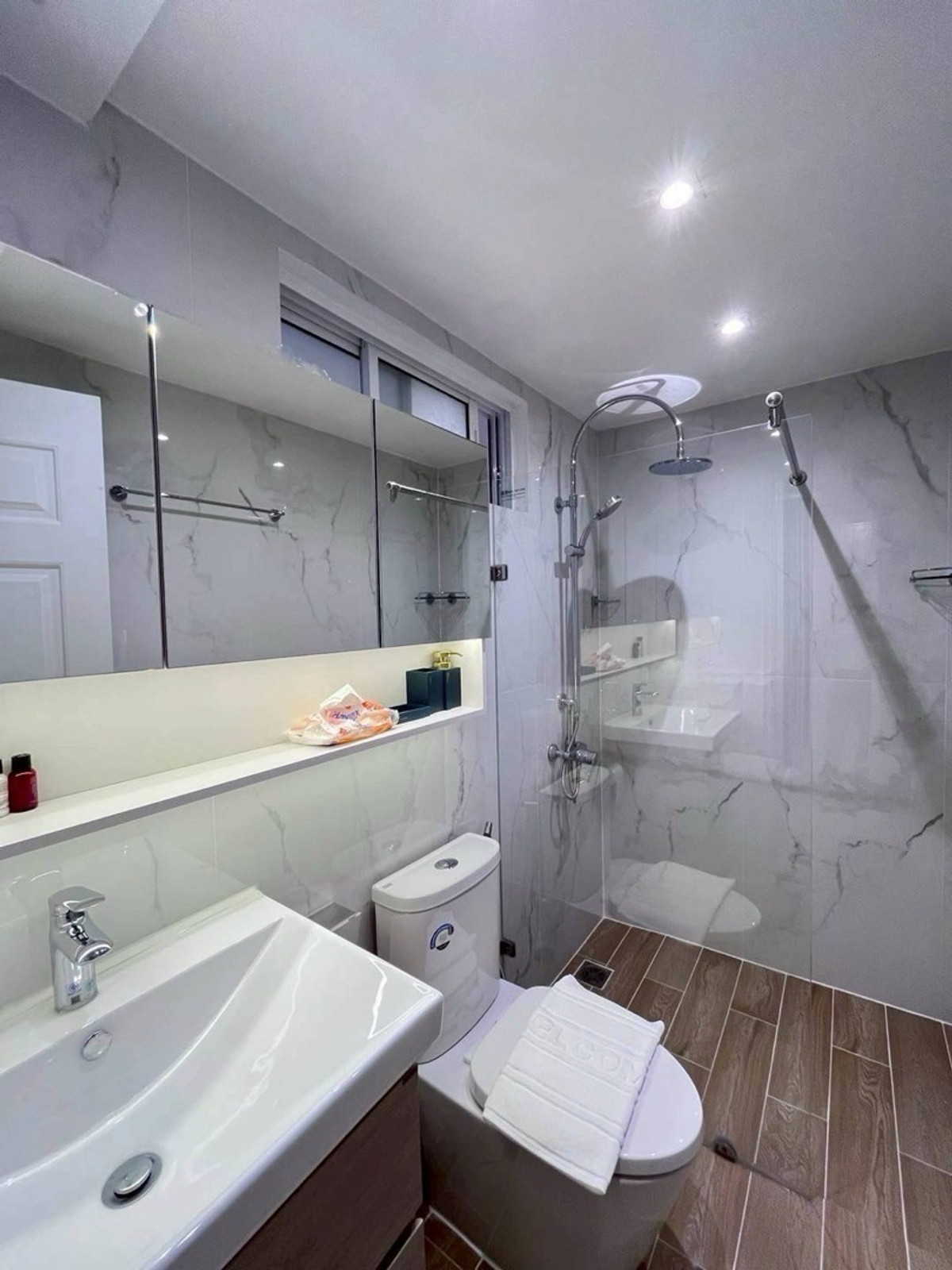 ให้เช่าคอนโดพระราม 3 สาธุประดิษฐ์ : ให้เช่า ฟอร์จูน คอนโดทาวน์ 85ตรม 2นอน2น้ำ ตกแต่งพร้อมเข้าอยู่