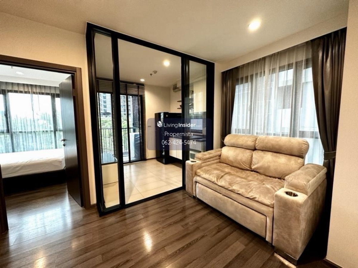 ขายคอนโดอ่อนนุช อุดมสุข : ขายห้องแต่งใหม่🚪𝗗𝗶𝗴𝗶𝘁𝗮𝗹 𝗗𝗼𝗼𝗿 𝗟𝗼𝗰𝗸 เตาไฟฟ้า 𝗧𝗵𝗲 𝗯𝗮𝘀𝗲 𝗽𝗮𝗿𝗸 𝘄𝗲𝘀𝘁 ห้องมุมสงบ รีโนเวทใหม่ทั้งห้อง วิวสวนร่มรื่น🌳 ใกล้บีทีเอสอ่อนนุช-พระโขนง 1ห้องนอน31ตรม. สนใจทักมาสอบถามได้ค่ะ😊