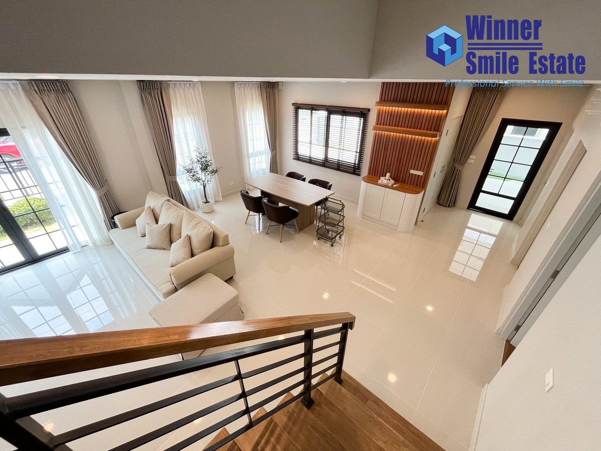 For RentHouseBangna, Bearing, Lasalle : Single house for rent at Centro Bangna Phase 2, located next to Mega Bangna. Beautifully furnished and fully equipped. Convenient transportation.