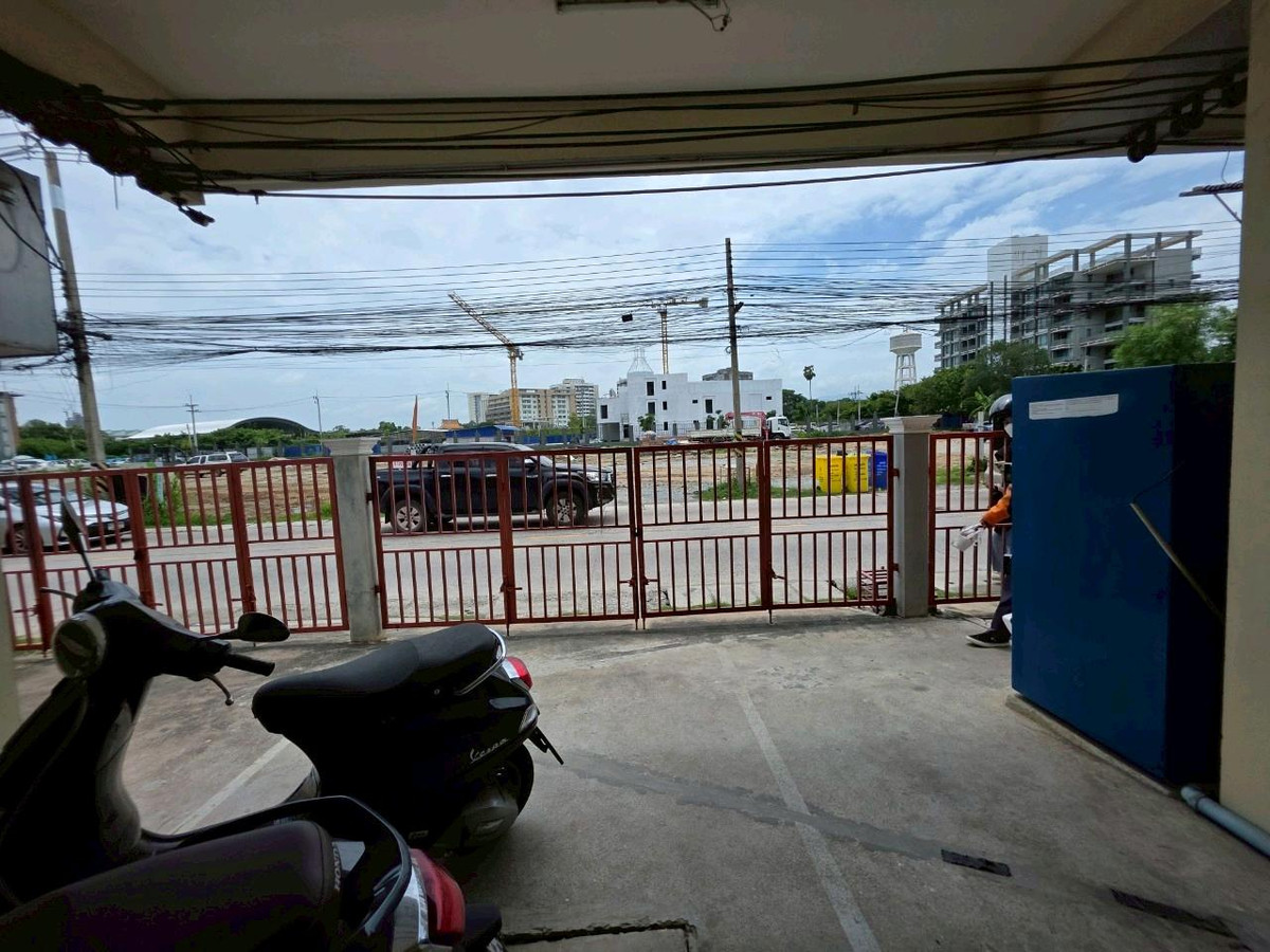 ขายพัทยา บางแสน ชลบุรี สัตหีบ : 🔥 ขายอพาร์ทเม้น 5 ชั้น ทำเลดี บางแสน พักเต็ม 100%  พร้อมรับกระแสเงินสดทันที  ใกล้ ม.บูรพา + หาดวอนนภา | สนใจติดต่อ 📞 099-415-2664 , 080-369-6366