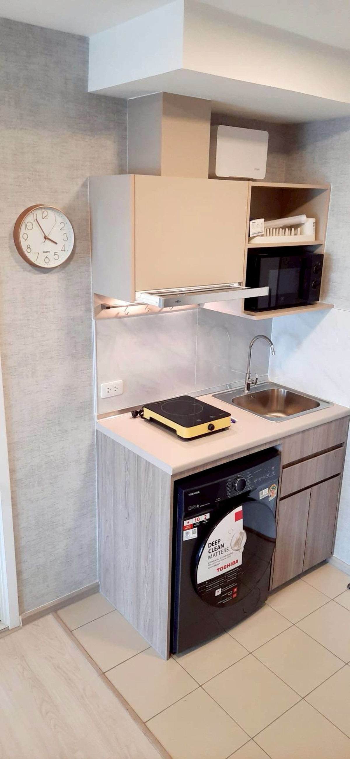 For RentCondoOnnut, Udomsuk : Condo ready to move in, only 500 meters from BTS Bang Chak.