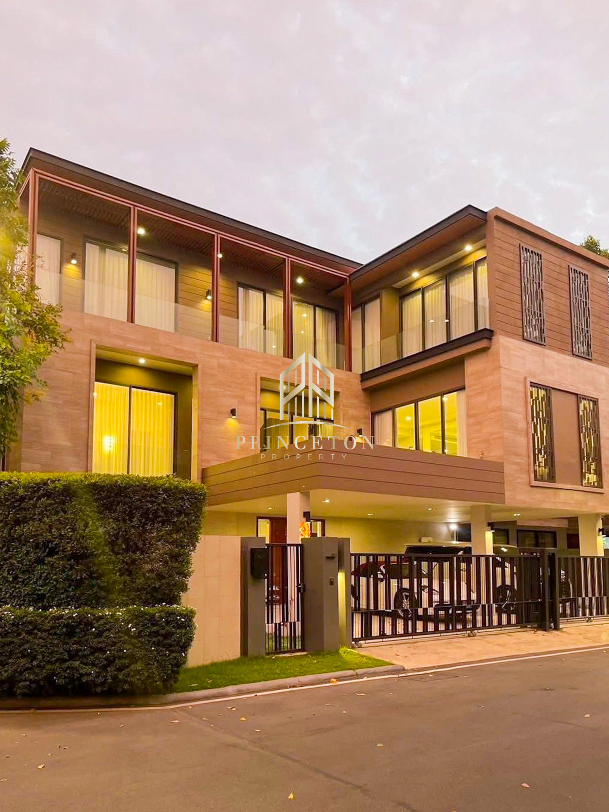 For RentHousePattanakan, Srinakarin : Luxury House Vana Residence Rama 9 Srinakarin 📞092-4252445