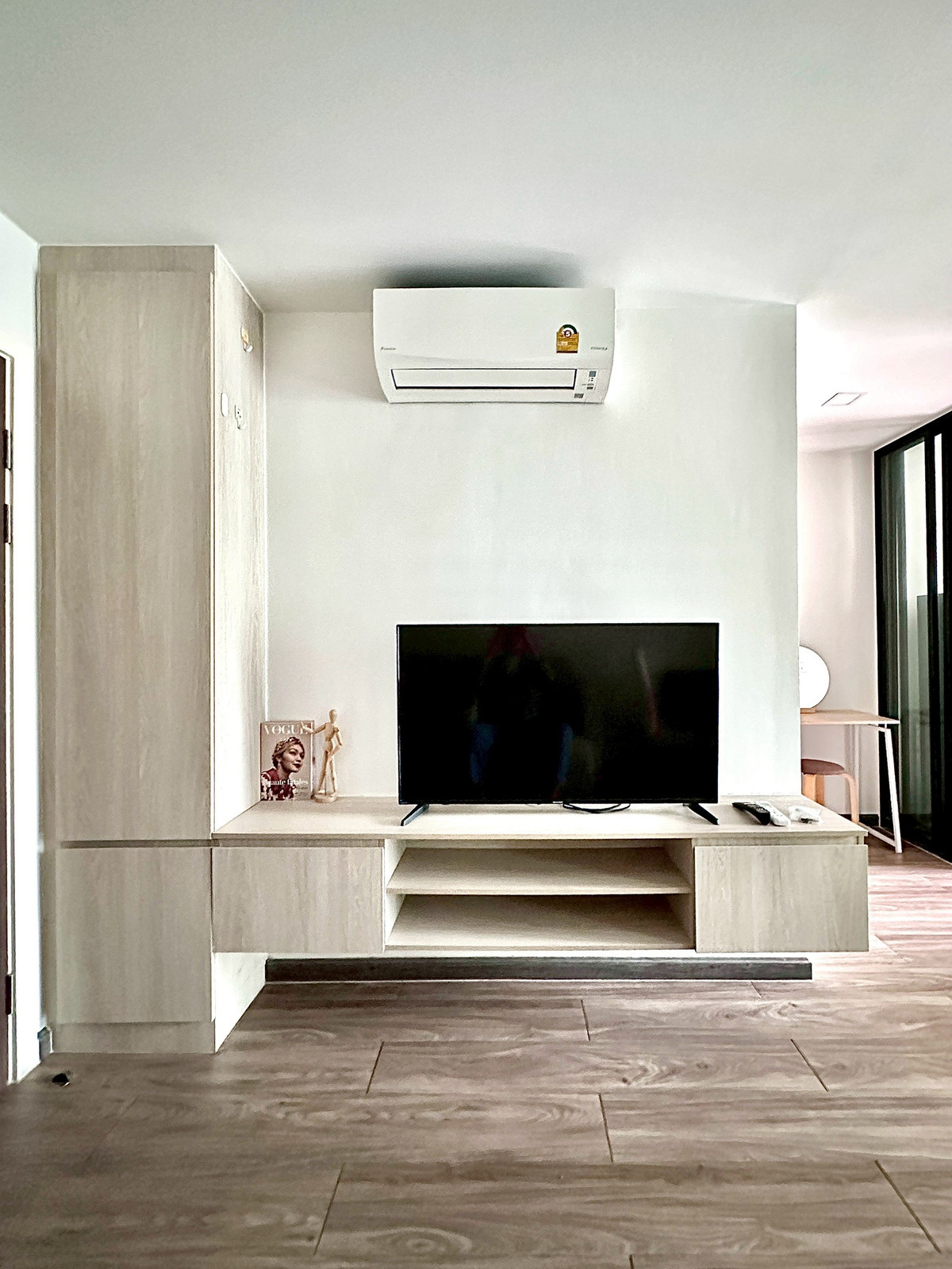 ให้เช่าคอนโดรัชดา ห้วยขวาง : คอนโด Low Rise | ห้องสวย | น่าอยู่ | บรรยากาศสงบ