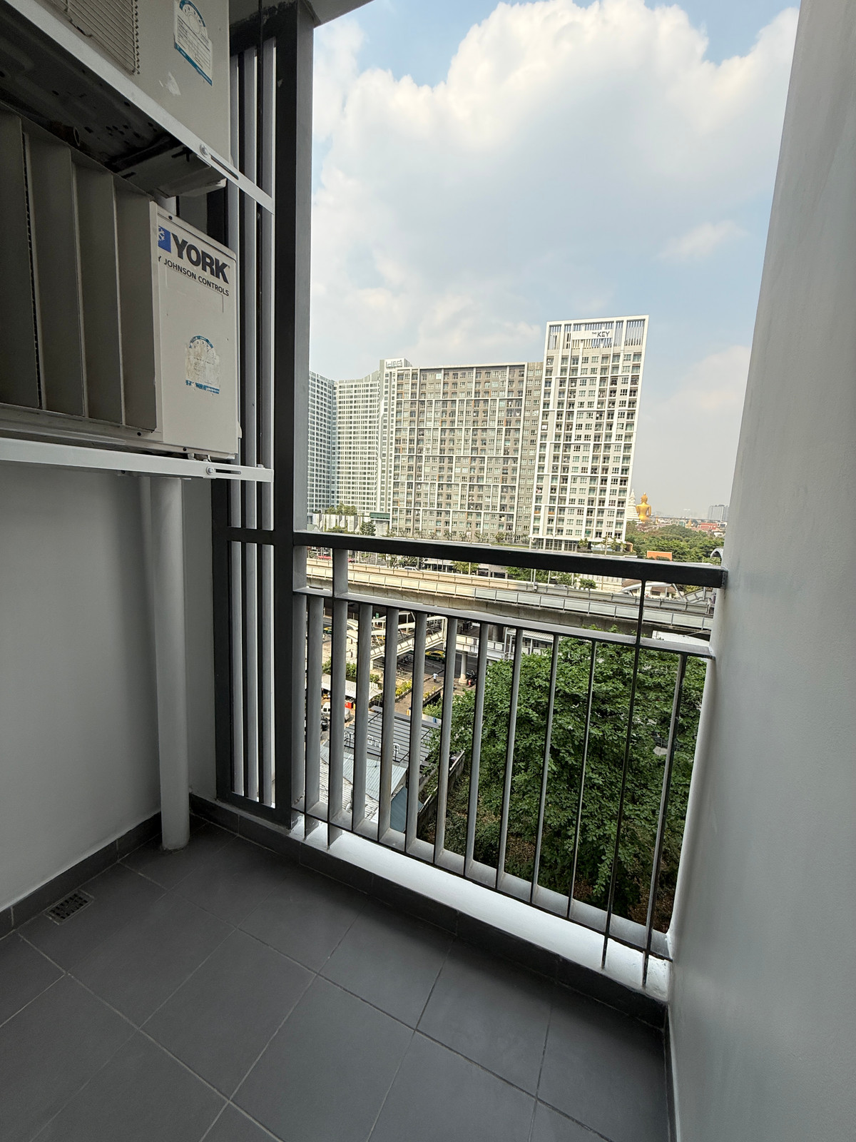 For SaleCondoThaphra, Talat Phlu, Wutthakat : The Tempo Grand Sathon - Wutthakat / 1 Bedroom (FOR SALE), The Tempo Grand Sathon - Wutthakat / 1 Bedroom (For Sale) AMP001