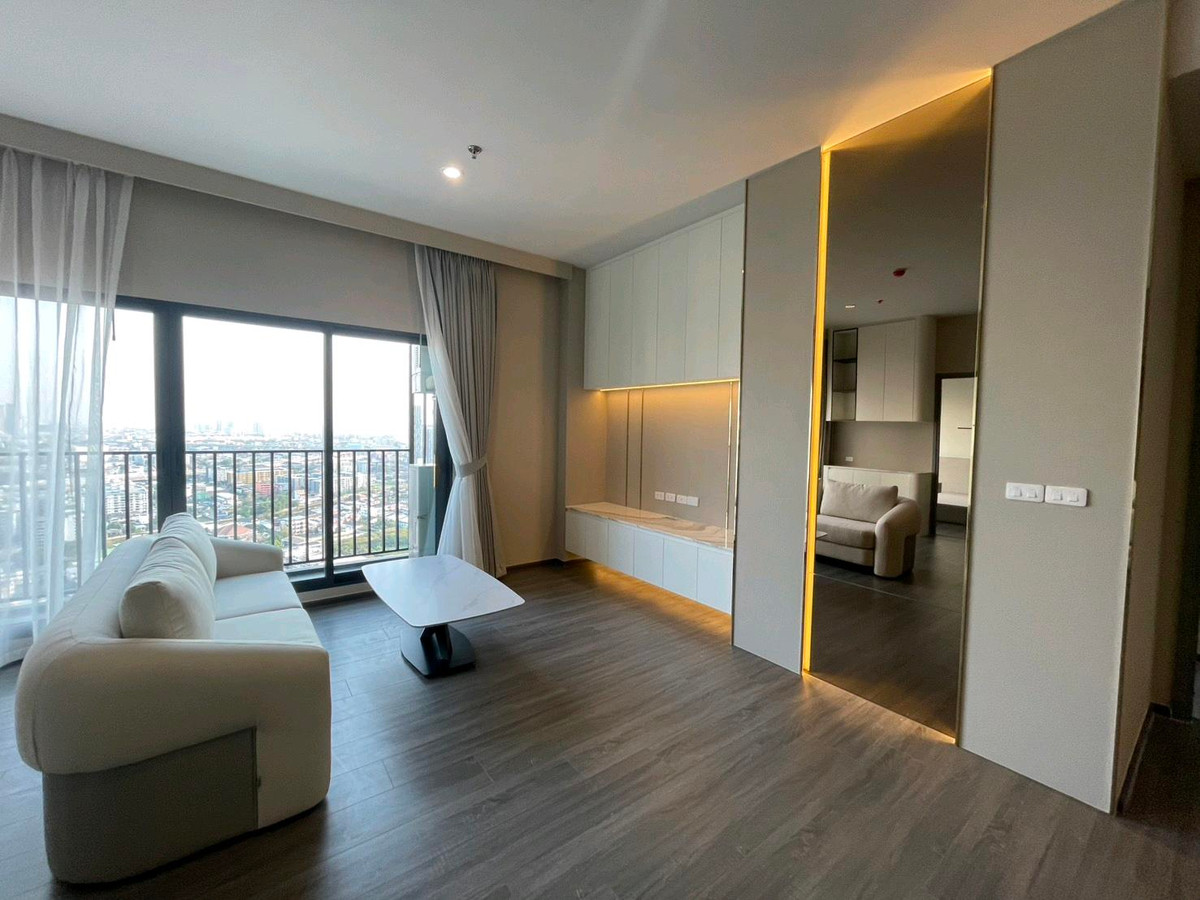 ให้เช่าคอนโดคลองเตย กล้วยน้ำไท : Ready to Move-In on March 2026
(Newly Decorated 3 Bedroom 110sqm)