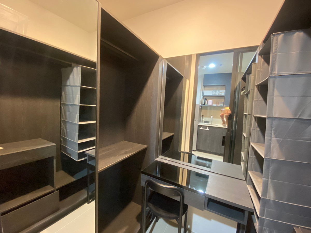 ให้เช่าคอนโดรัชดา ห้วยขวาง : ให้เช่า!! คอนโดใกล้ MRTห้วยขวาง : XT Huai khwang :1 ห้องนอน เฟอร์นิเจอร์ครบ พร้อมเข้าอยู่