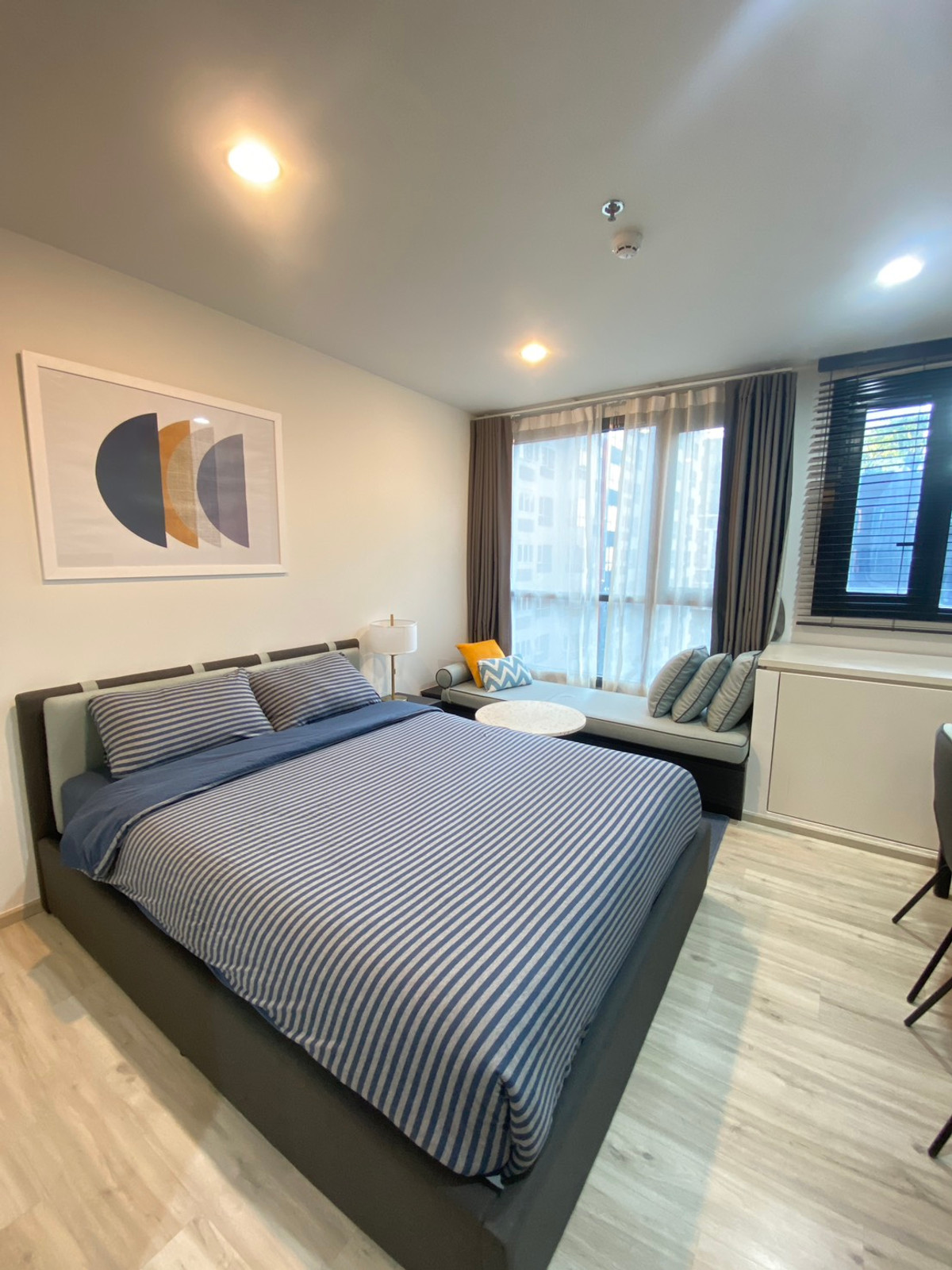 ให้เช่าคอนโดรัชดา ห้วยขวาง : ให้เช่า!! คอนโดใกล้ MRTห้วยขวาง : XT Huai khwang :1 ห้องนอน เฟอร์นิเจอร์ครบ พร้อมเข้าอยู่