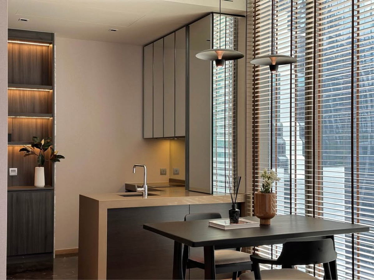 ให้เช่าคอนโดวิทยุ ชิดลม หลังสวน : 28 Chidlom – 1 Bedroom | 46.5 sqm | 52K