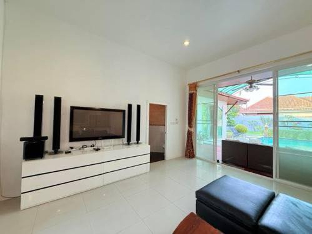 ให้เช่าบ้านพัทยา บางแสน ชลบุรี สัตหีบ : 🏡 Pool Villa for Rent & Sale in Khao Talo, Pattaya| RENT 79,000 / month | 3 Bedrooms 4 Bathrooms | 133 Sq.Wah | Near Tara Pattana International School