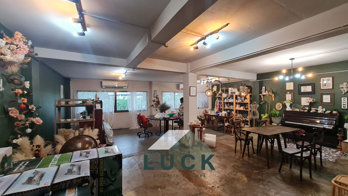 ขายอาคารพาณิชย์พัฒนาการ ศรีนครินทร์ : LUCK ขาย🏠อาคารพาณิชย์ 2 คูหา ติดถนนพัฒนาการ 