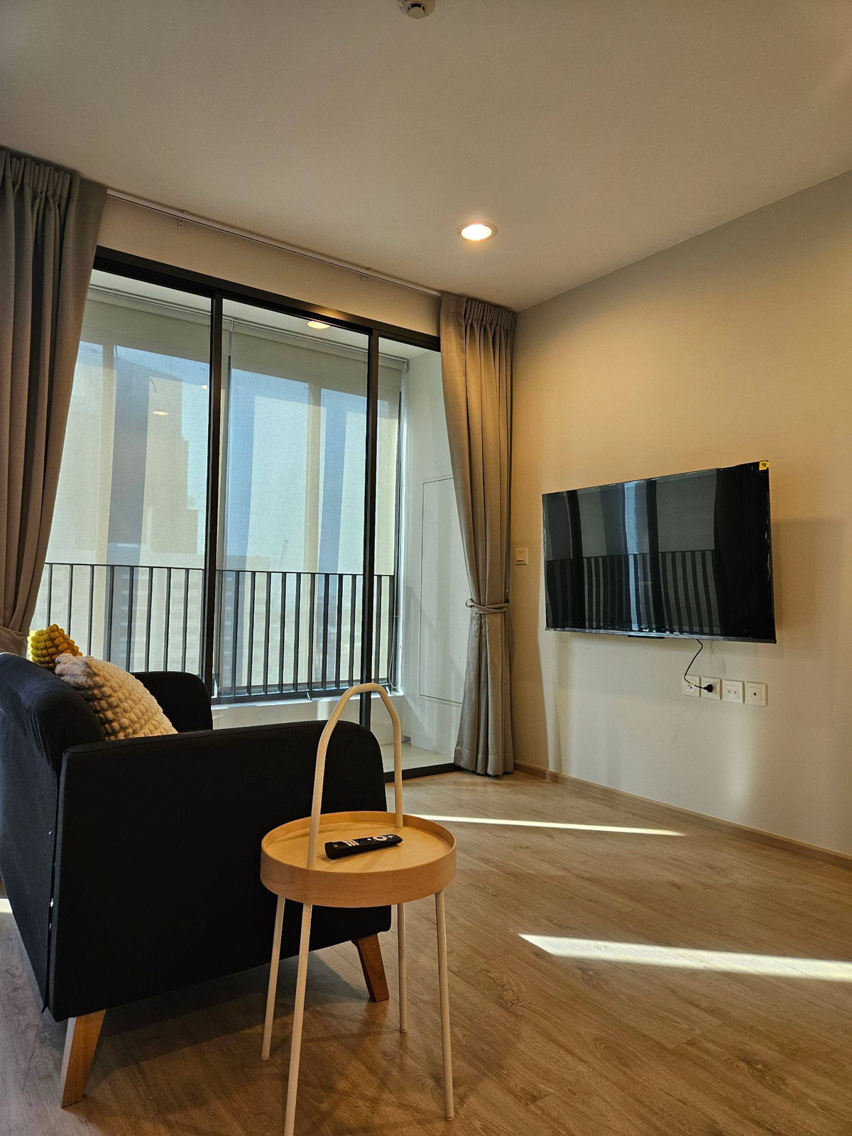 For SaleCondoRatchathewi,Phayathai : Ideo Q Ratchathewi【𝐒𝐄𝐋𝐋 & 𝐑𝐄𝐍𝐓】🔥Elegant and powerful, clearly reflecting the identity of the urban dweller.🔥 Contact Line ID: @hacondo