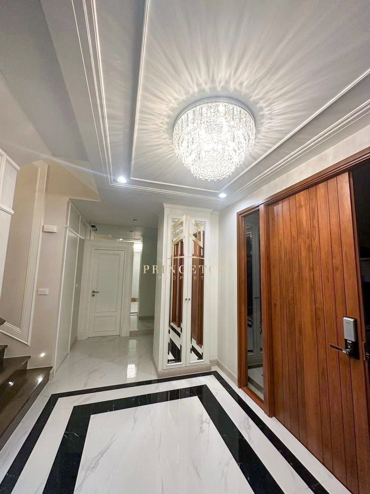 For RentHousePattanakan, Srinakarin : Luxury House Vana Residence Rama 9 Srinakarin 📞092-4252445