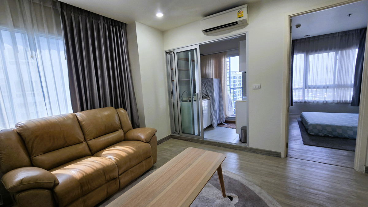 For SaleCondoThaphra, Talat Phlu, Wutthakat : Clean, beautiful corner unit at a great value price! For sale: **The President Sathorn – Ratchaphruek 3**, 1-bedroom unit, 35 sq.m., near BTS & MRT Bang Wa, Phetkasem, convenient transportation.