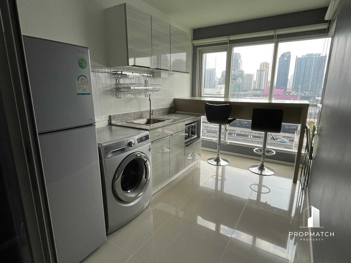 ขายคอนโดพระราม 9 เพชรบุรีตัดใหม่ RCA : 🔥Hot Deal🔥 Aspire rama9 3,330,000 B 39 Sqm   ใกล้ห้างเ็นทรัลพระราม9 เดินไปได้ ติด Mrt rama9 วิวดีห้องสวยราคาถูกที่สุดในตึก ⚡️สนใจติดต่อ พัตเตอร์ 0928895628 Line : plustor_ss