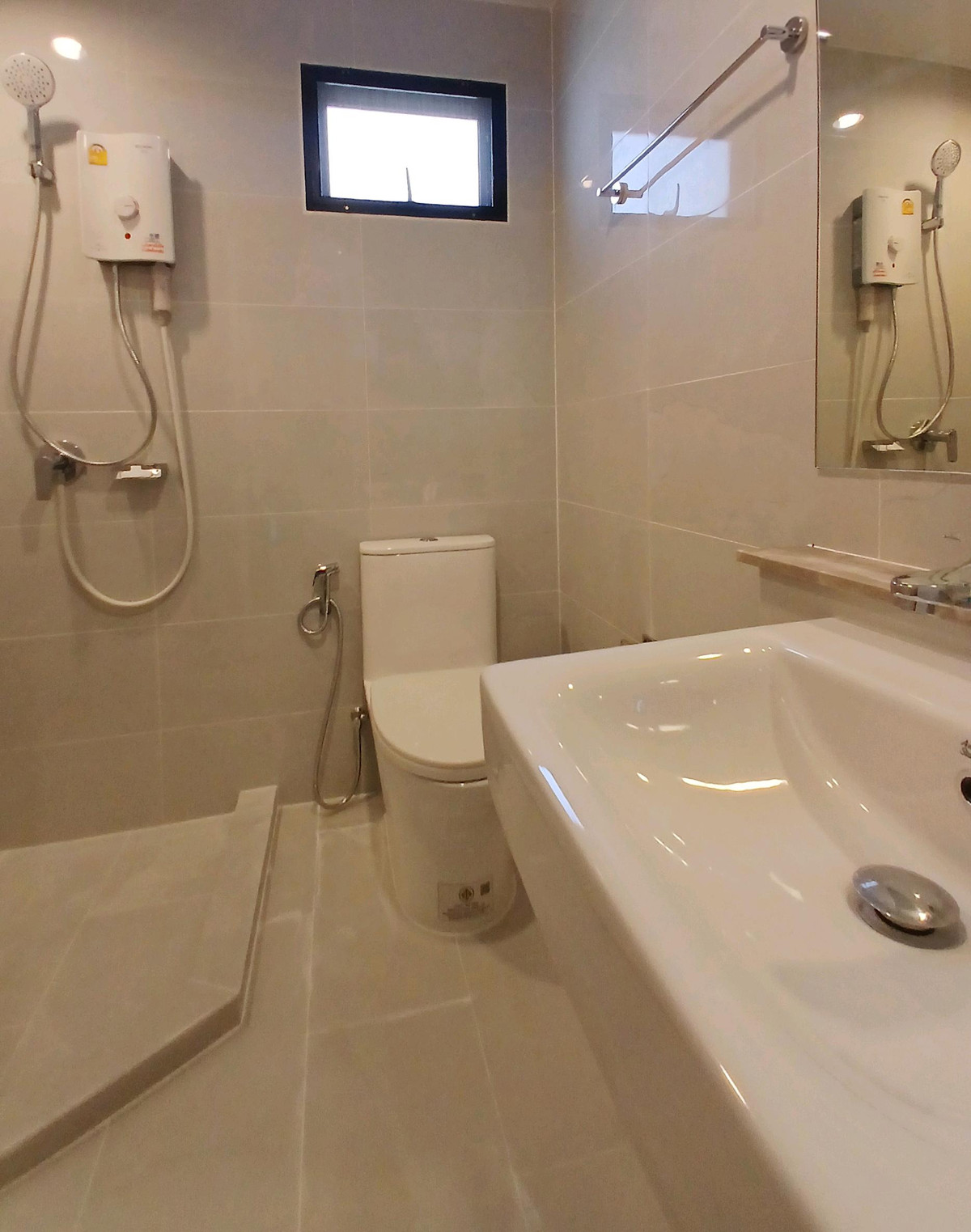 ให้เช่าบ้านสมุทรปราการ สำโรง : 🚩🍀⭐ให้เช่า-ขายบ้านเดี่ยว 2 ชั้น โคโม่ โบทานิก้า 2  บางนา กม.10 บ้านใหม่พร้อมอยู่ Fully furnished ใกล้ทางด่วนและเมกะบางนา✅