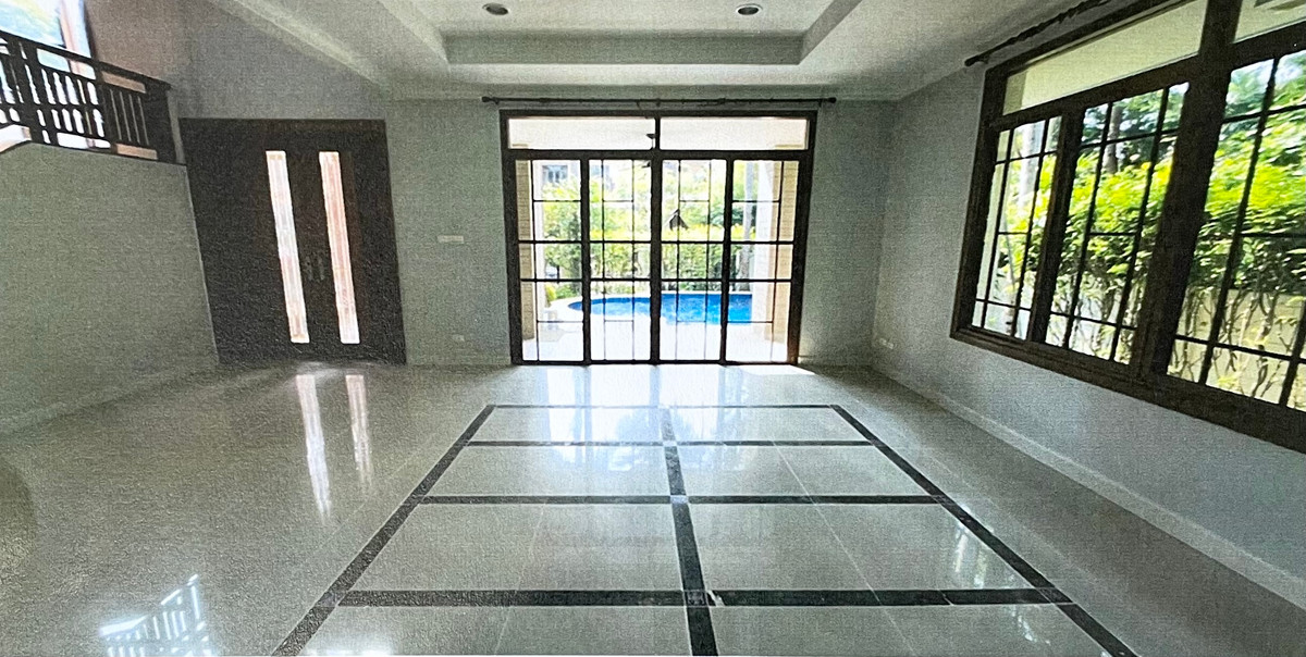 For RentHousePattanakan, Srinakarin : Luxury House For RENT : Narasiri Pattanakan - Srinakarin only 20 minute to Thonglor, 5 bedrooms