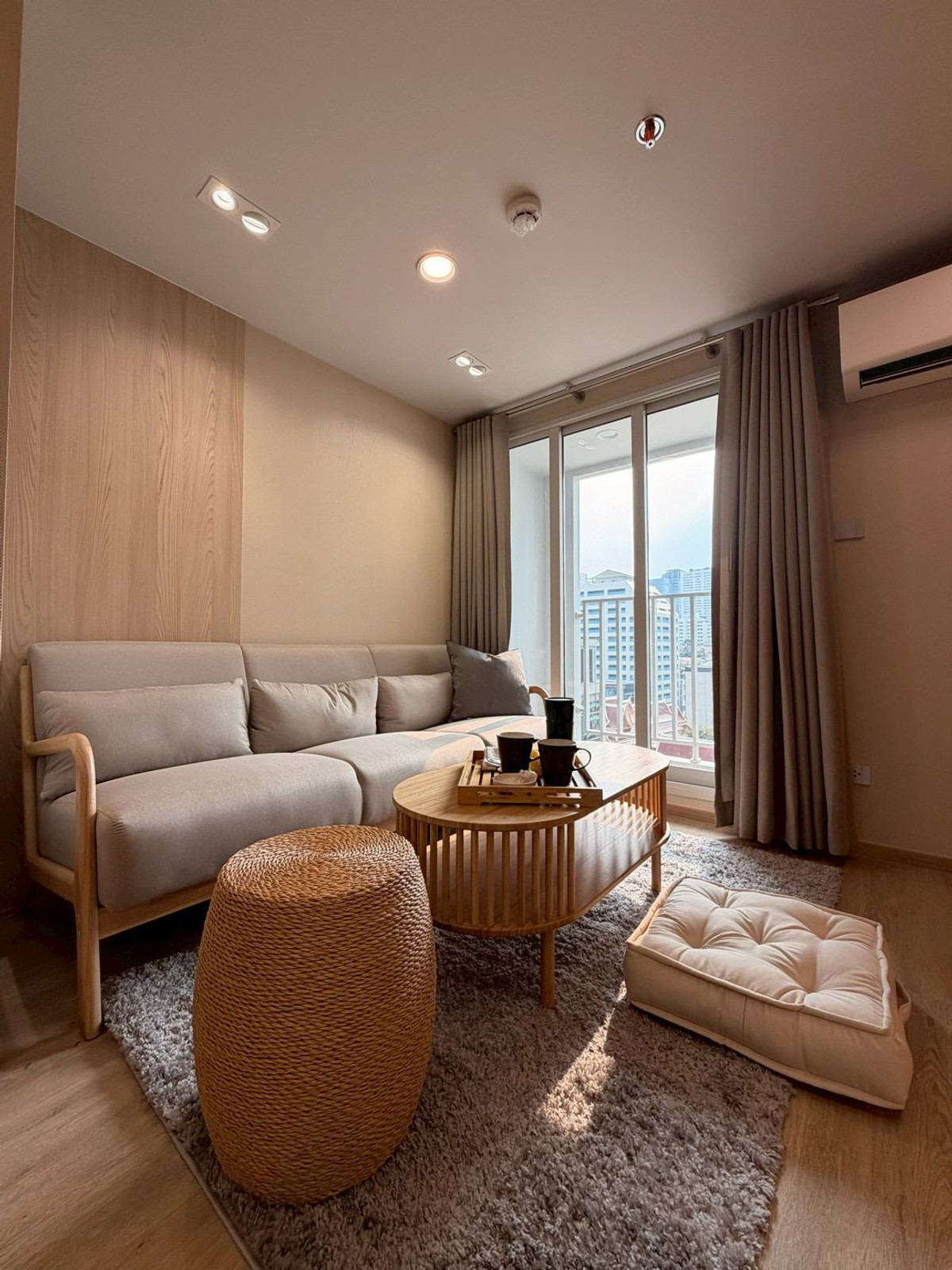 For RentCondoSiam Paragon ,Chulalongkorn,Samyan : Culture Chula【𝐑𝐄𝐍𝐓】🔥Smart space planning: Perfectly separate your relaxation area from your work area!🔥 Contact Line ID: @hacondo