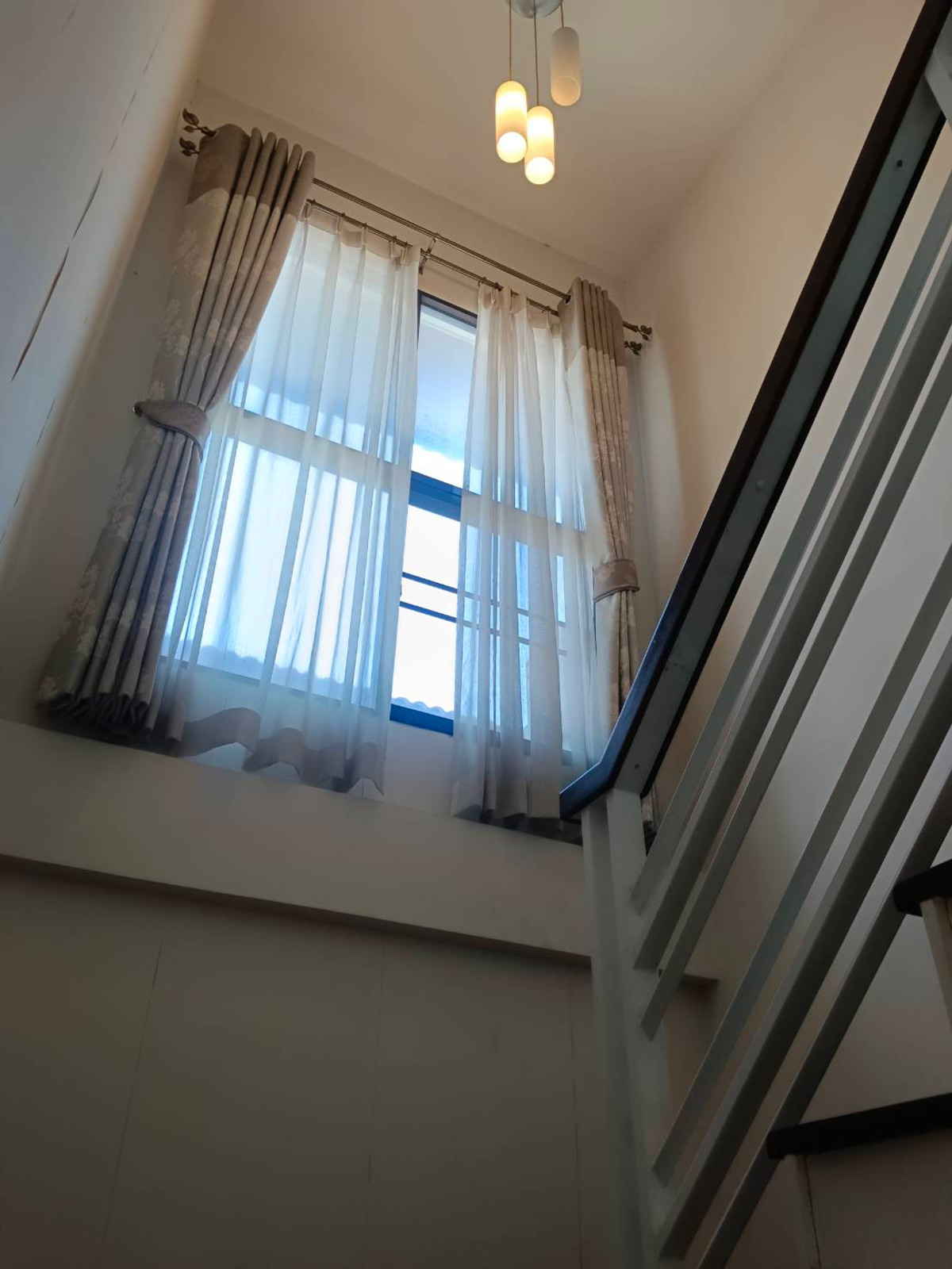 ขายบ้านนวมินทร์ รามอินทรา : ขายถูก  บ้านเดี่ยว 2 ชั้น หมู่บ้านพร้อมพัฒน์ ไพร์ม   หลังมุม หันหน้าทิศเหนือ ใกล้ซาฟารีเวิลด์ 