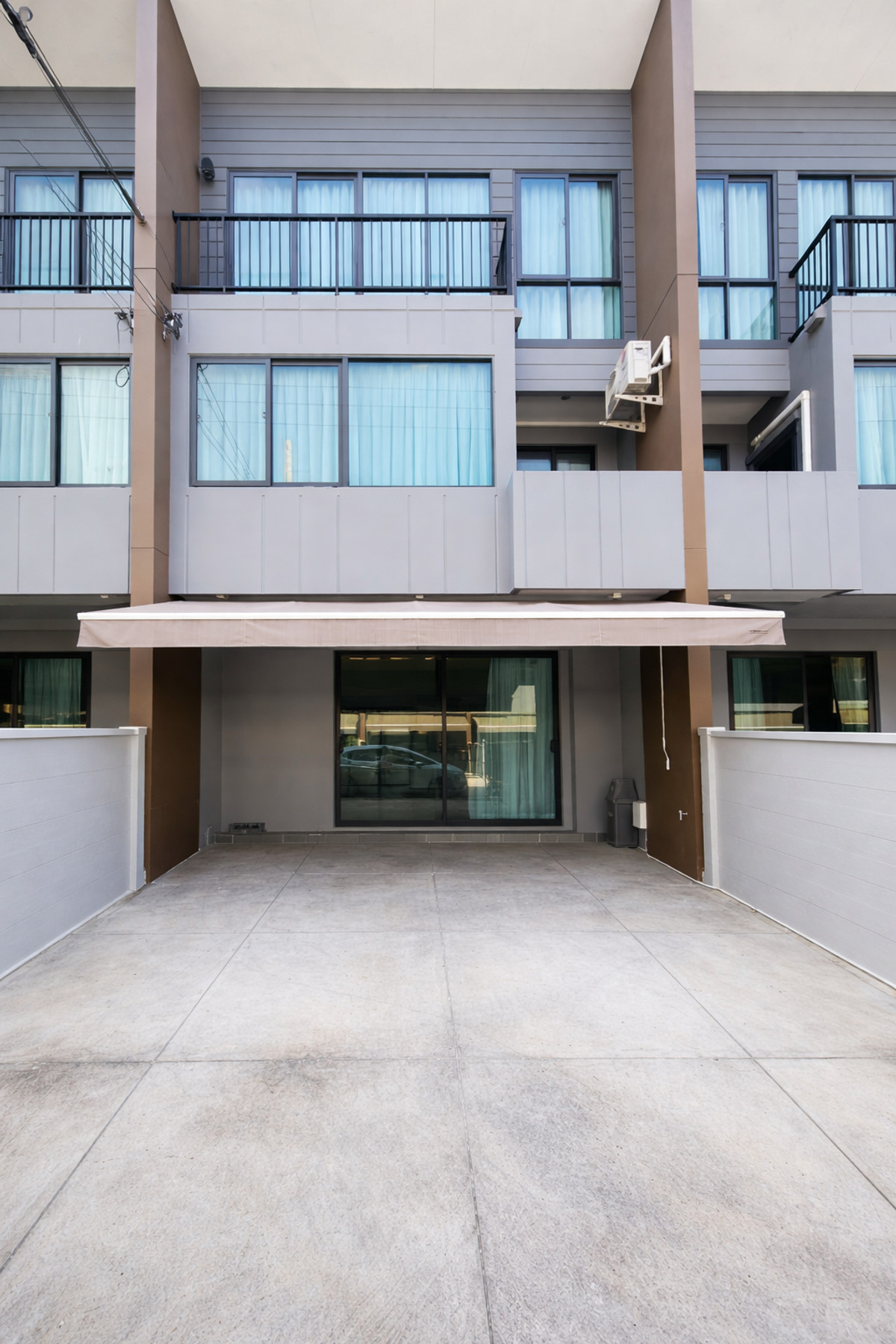 For SaleTownhomeOnnut, Udomsuk : Townhome for sale: Baan Klang Muang Sukhumvit-On Nut On Nut 70/1 (Rt-01)