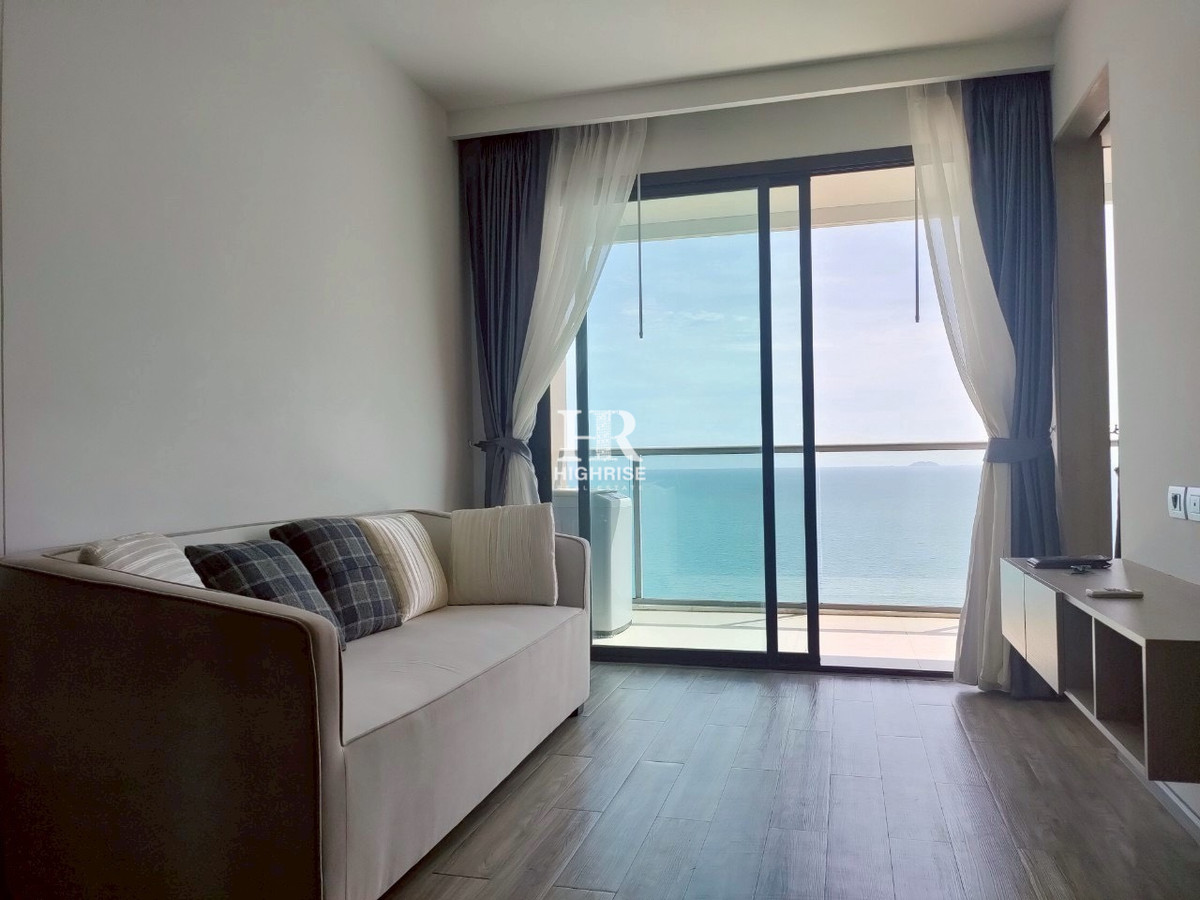 ขายคอนโดพัทยา บางแสน ชลบุรี สัตหีบ : โควต้าต่างชาติ | แอราส คอนโดมิเนียม | 1 ห้องนอน ขนาด 45 ตร.ม. | ยูนิตติดชายหาด พร้อมวิวทะเลแบบพาโนรามา 🌊