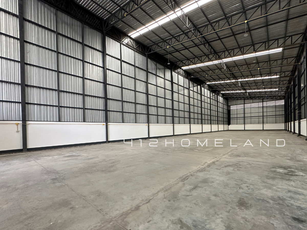 For RentWarehouseSamut Prakan,Samrong : Warehouse for rent, 1,000 sq m., Soi Wat Nam Daeng, new condition, water and electricity ready, large vehicles can easily enter, Bang Phli, Samut Prakan.