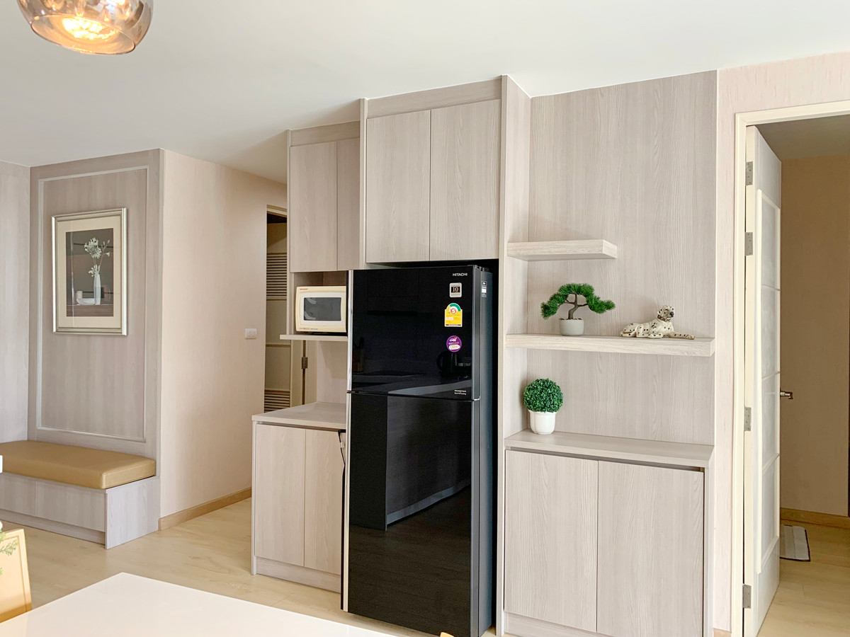 ให้เช่าคอนโดสุขุมวิท อโศก ทองหล่อ : ให้เช่า 2 ห้องนอน ชั้น 6 เดอะ แบงค็อก สุขุมวิท 61 ใกล้ BTS เอกมัย  