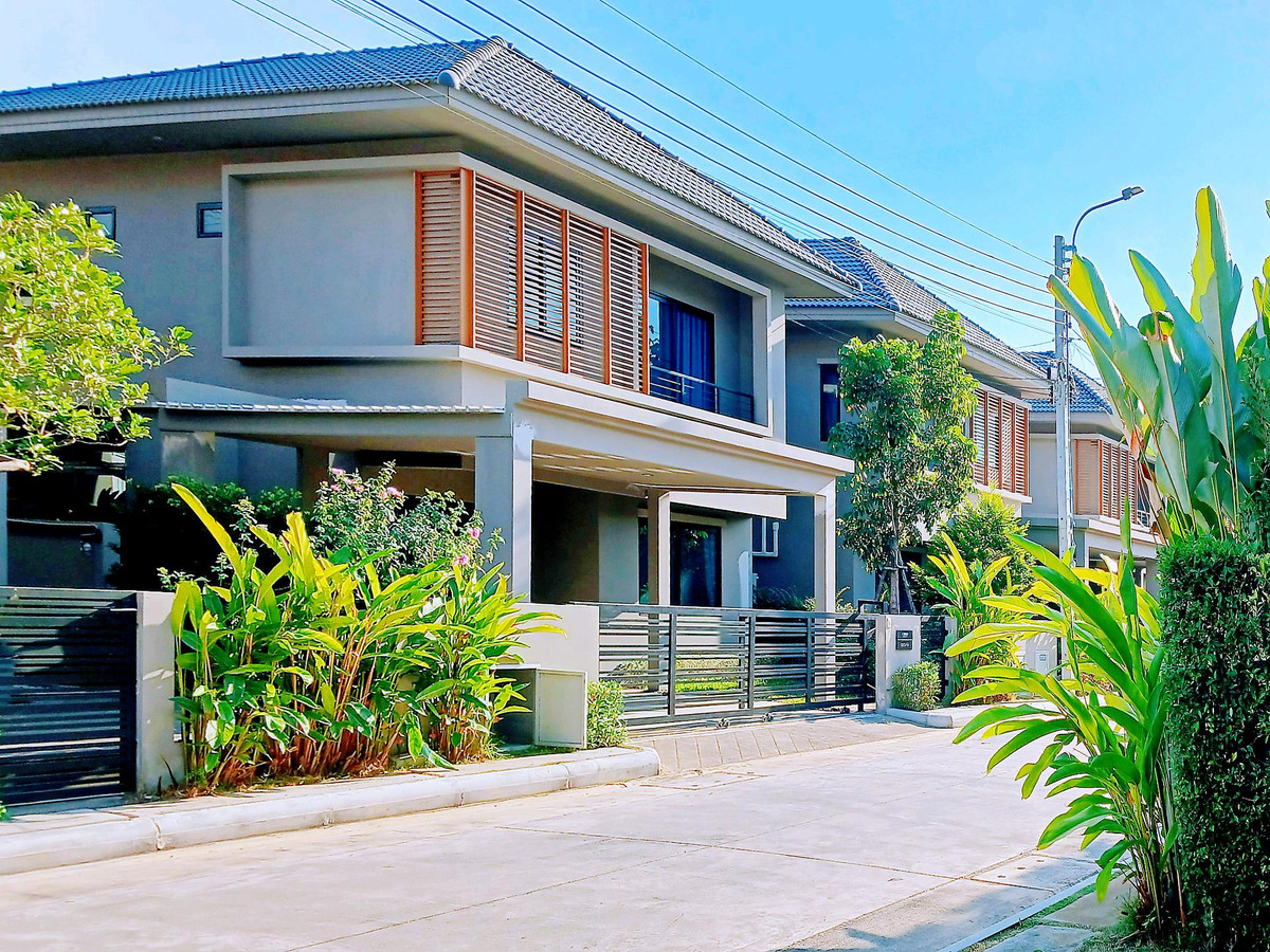 ให้เช่าบ้านสมุทรปราการ สำโรง : 🚩🍀⭐ให้เช่า-ขายบ้านเดี่ยว 2 ชั้น โคโม่ โบทานิก้า 2  บางนา กม.10 บ้านใหม่พร้อมอยู่ Fully furnished ใกล้ทางด่วนและเมกะบางนา✅