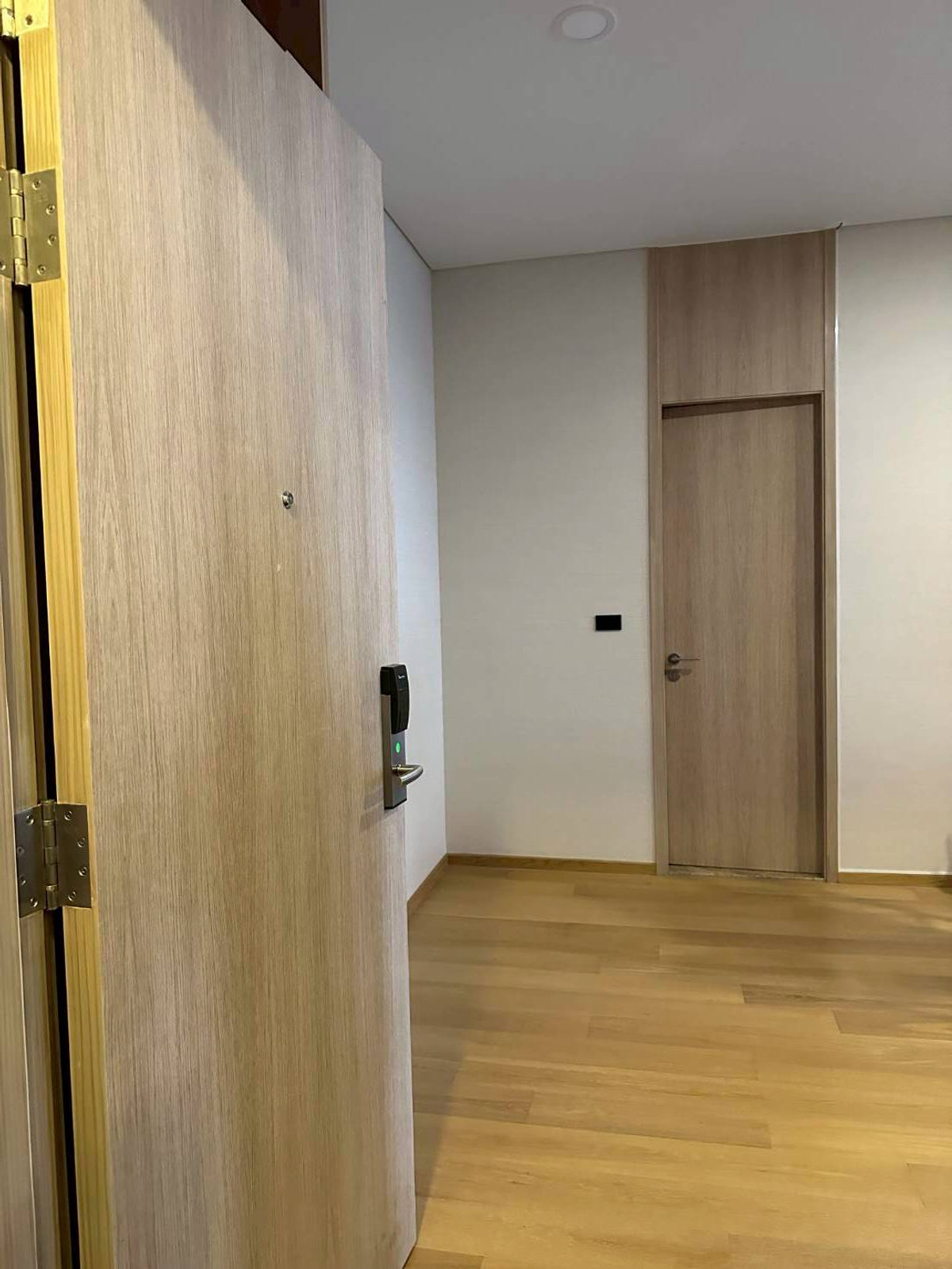 For SaleCondoSukhumvit, Asoke, Thonglor : Beautiful room for sale, never lived in, near BTS Ekkamai, easy to walk, Siamese Exclusive Soi 42