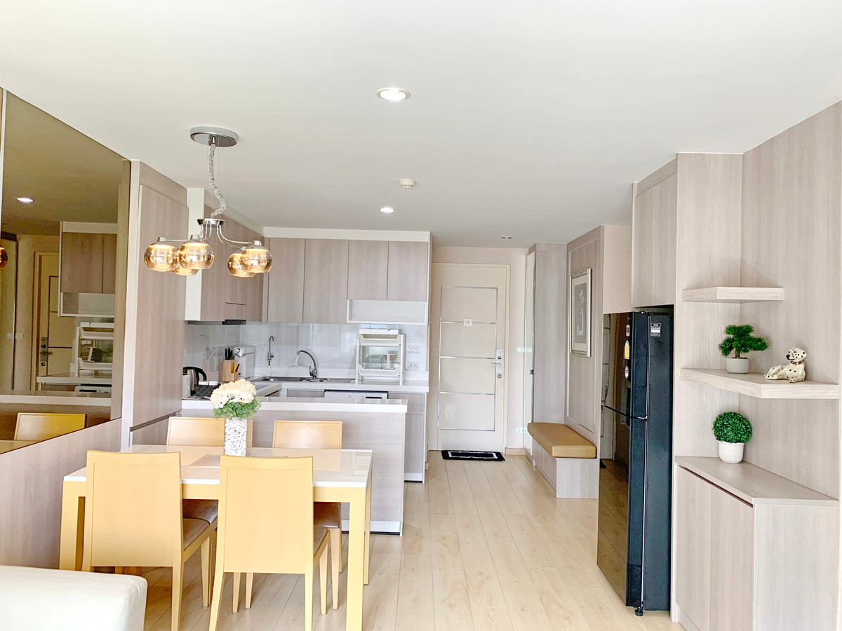 ให้เช่าคอนโดสุขุมวิท อโศก ทองหล่อ : ให้เช่า 2 ห้องนอน ชั้น 6 เดอะ แบงค็อก สุขุมวิท 61 ใกล้ BTS เอกมัย  