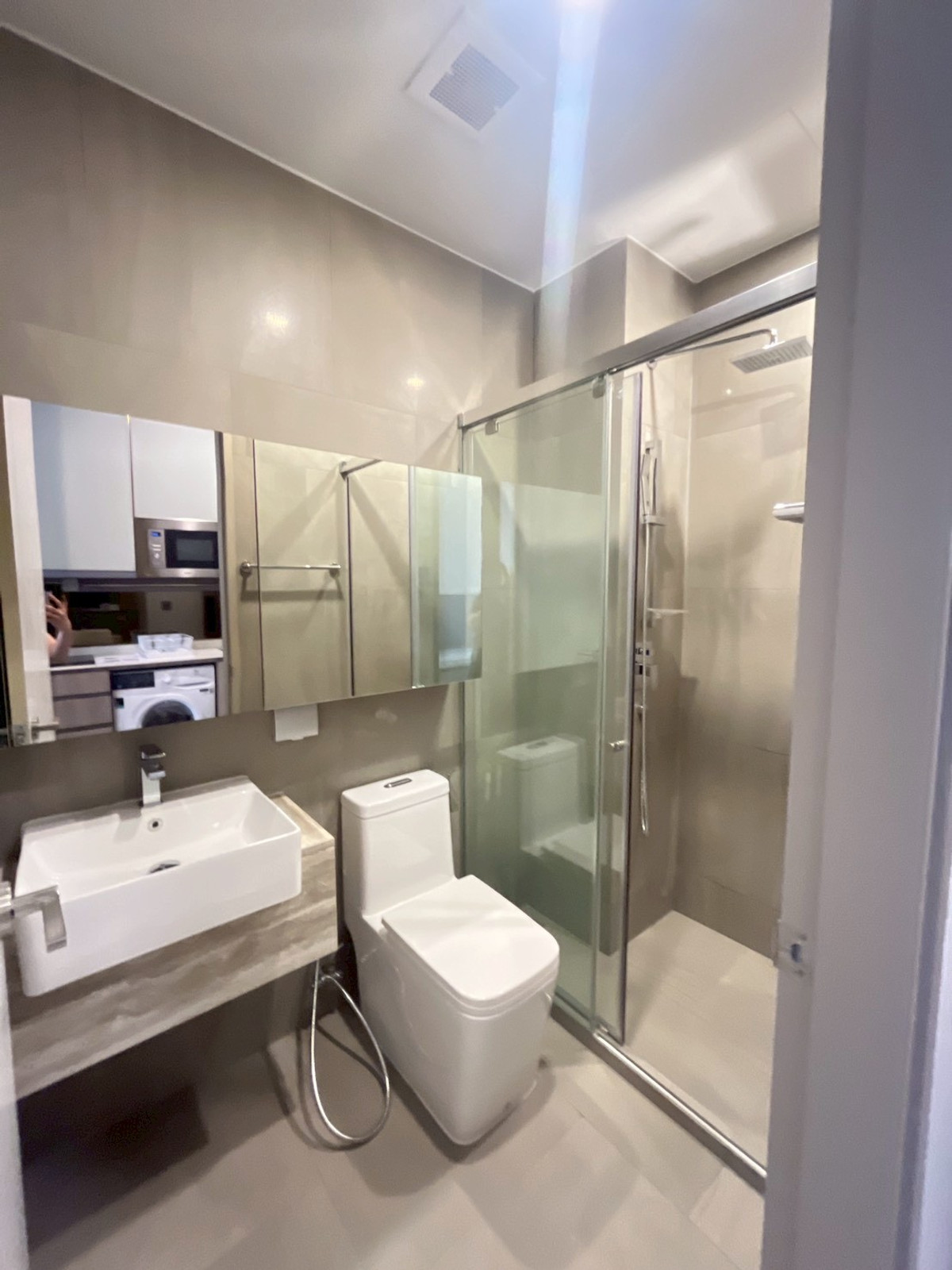 For SaleCondoRatchathewi,Phayathai : Park Origin Phayathai【𝐒𝐄𝐋𝐋】🔥Modern urban look, meticulous details, overall high standard🔥 Contact Line ID: @hacondo