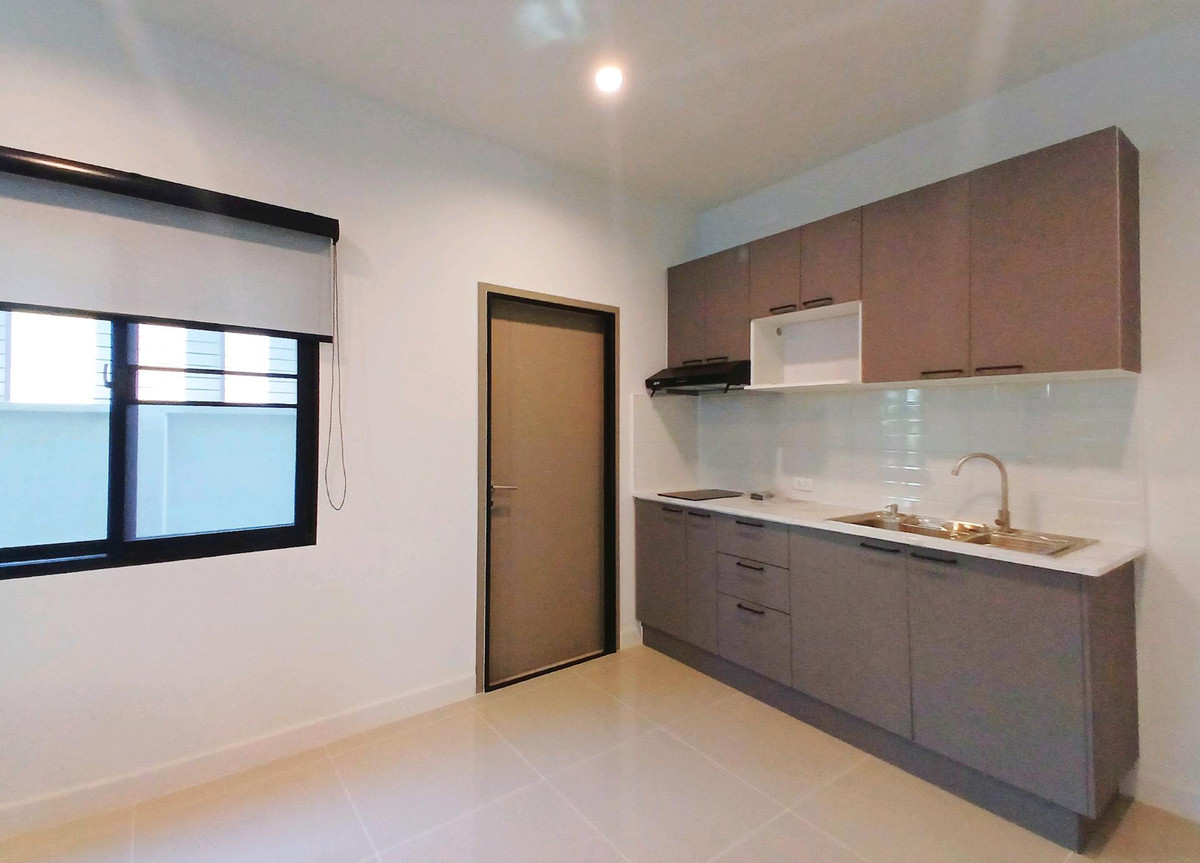 ให้เช่าบ้านสมุทรปราการ สำโรง : 🚩🍀⭐ให้เช่า-ขายบ้านเดี่ยว 2 ชั้น โคโม่ โบทานิก้า 2  บางนา กม.10 บ้านใหม่พร้อมอยู่ Fully furnished ใกล้ทางด่วนและเมกะบางนา✅