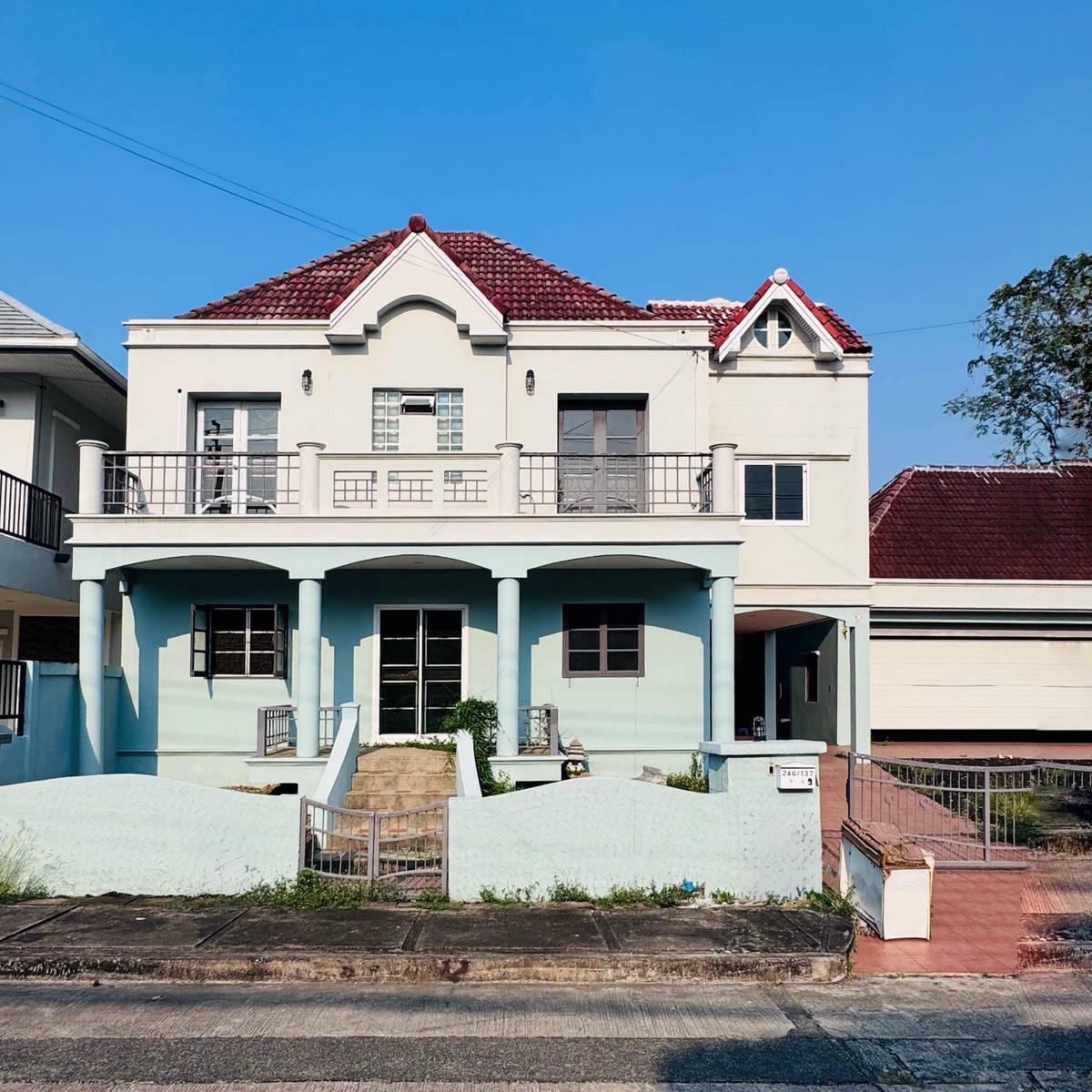 For SaleHouseMin Buri, Romklao : For sale, 2-story detached house, Forest Park Minburi Village.