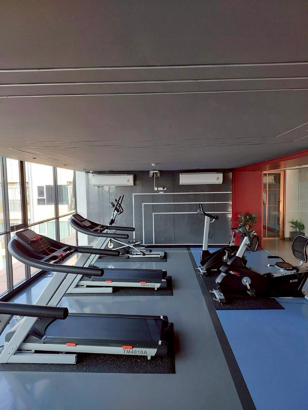 For RentCondoOnnut, Udomsuk : Condo ready to move in, only 500 meters from BTS Bang Chak.