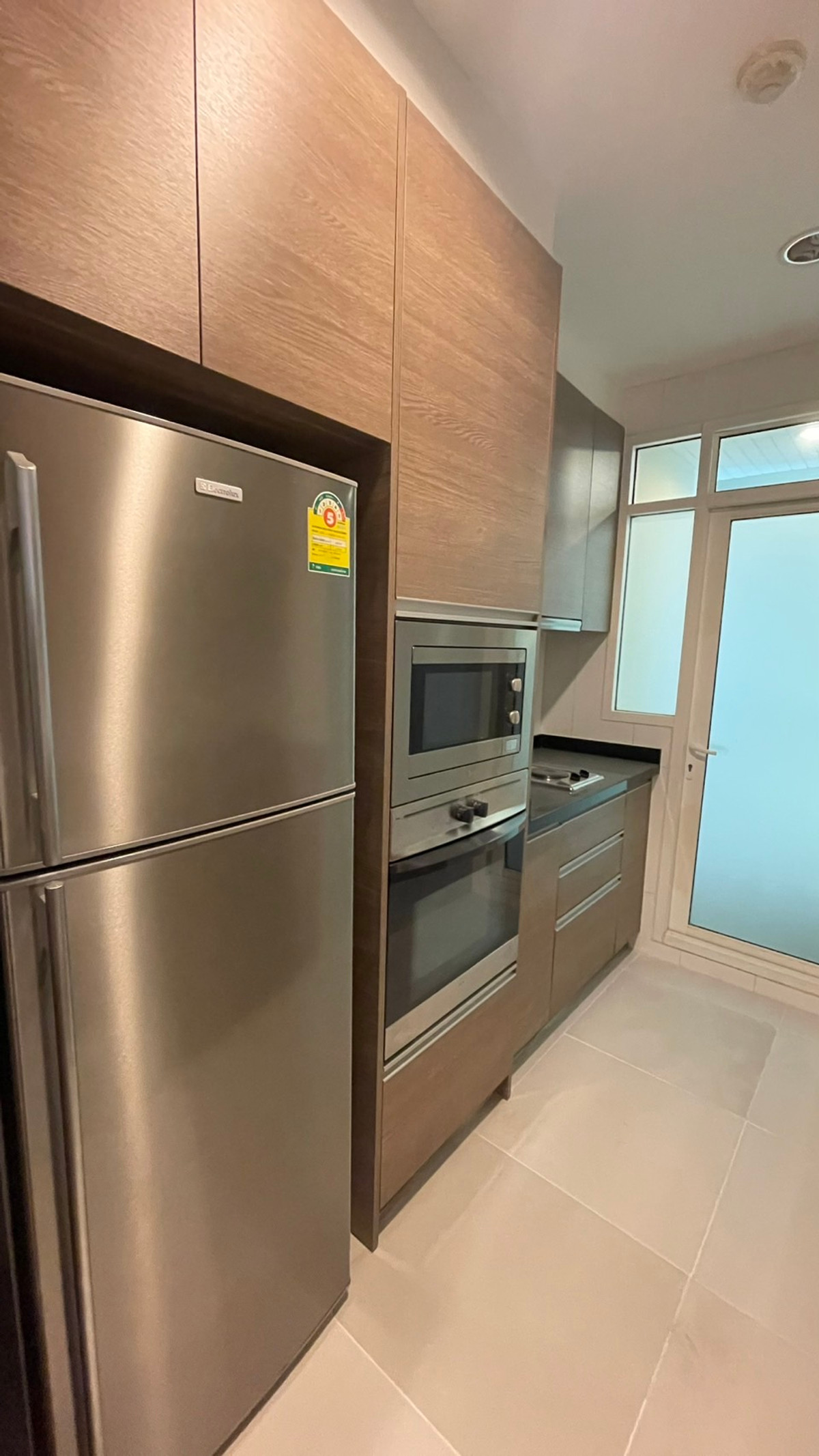 ให้เช่าคอนโดสุขุมวิท อโศก ทองหล่อ : ปล่อยเช่าคอนโดโซนสุขุมวิท เลี้ยงสัตว์เลี้ยงได้🐱🐶 เฟอร์นิเจอร์ครบ ใกล้BTSทองหล่อพร้อมเข้าอยู่