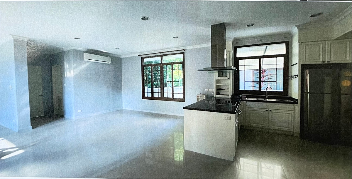 For RentHousePattanakan, Srinakarin : Luxury House For RENT : Narasiri Pattanakan - Srinakarin only 20 minute to Thonglor, 5 bedrooms