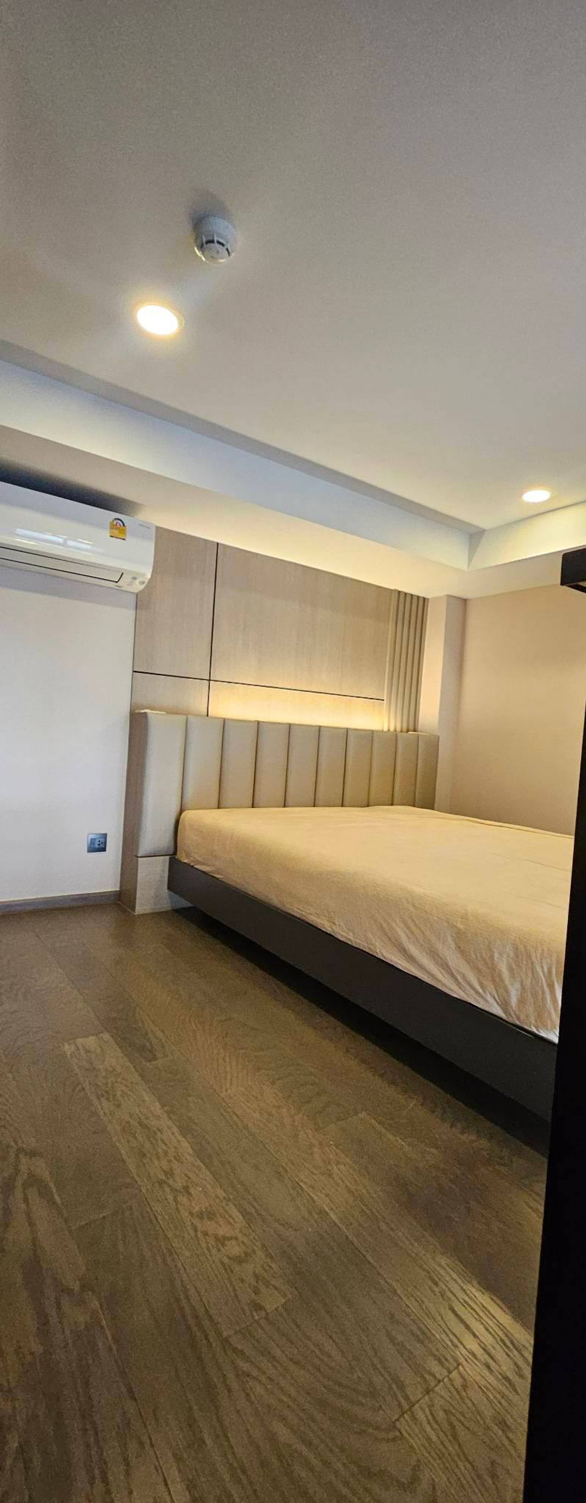 ให้เช่าคอนโดสยาม จุฬา สามย่าน : Park Origin Chula Samyan【𝐑𝐄𝐍𝐓】🔥แต่งครบสไตล์โรงแรมหรู ใช้ชีวิตได้อย่างมีระดับ🔥 ติดต่อไลน์ไอดี: @hacondo