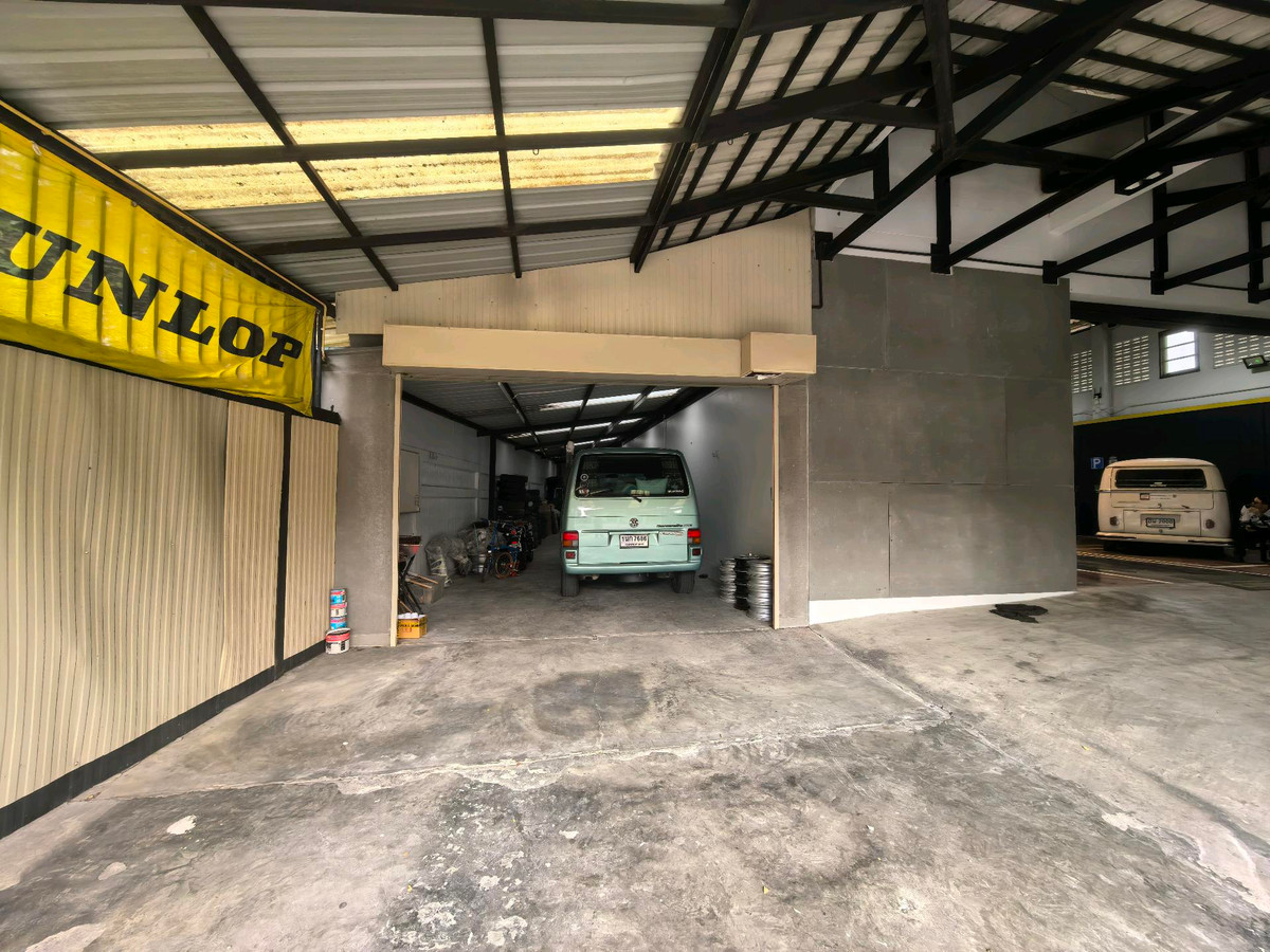 For SaleWarehousePhutthamonthon, Salaya : Large warehouse for sale with office, Phutthamonthon Sai 2