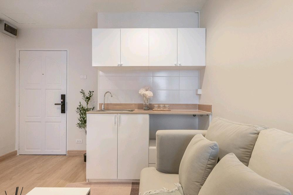 ขายคอนโดปิ่นเกล้า จรัญสนิทวงศ์ : คอนโดฝั่งธนใกล้ รพ. ศิริราช สะพานปิ่นเกล้า MRT บางยี่ขัน  renovate แล้ว พร้อมเข้าอยู่ จะซื้ออยู่เอง หรือลงทุน ก็ดีทั้งคู่