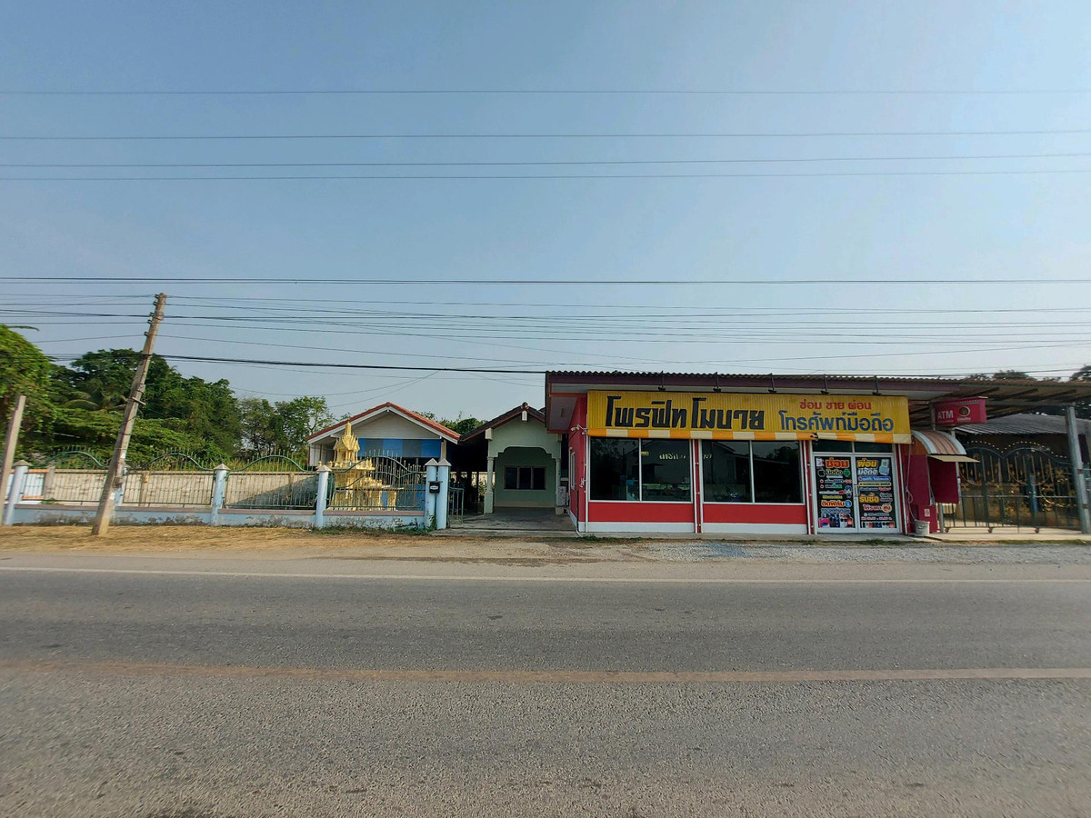 ขายบ้านนครปฐม : ขายที่ดินพร้อมสิ่งปลูกสร้าง 154 ตร.ว. ต.ห้วยขวาง กำแพงแสน นครปฐม | 4 นอน + ร้านค้าให้เช่า + โกดัง | ติดถนนใหญ่ ราคา 2.99 ล้าน