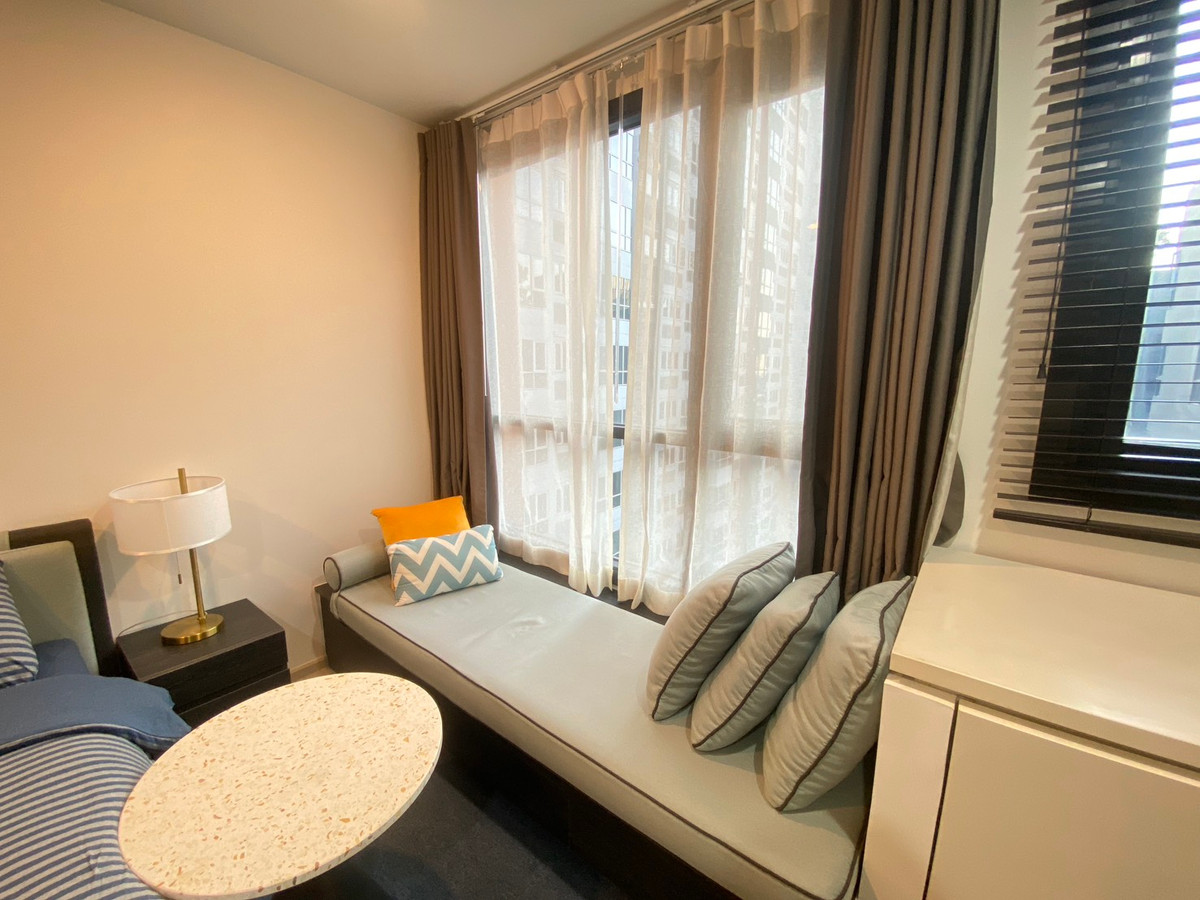 ให้เช่าคอนโดรัชดา ห้วยขวาง : ให้เช่า!! คอนโดใกล้ MRTห้วยขวาง : XT Huai khwang :1 ห้องนอน เฟอร์นิเจอร์ครบ พร้อมเข้าอยู่